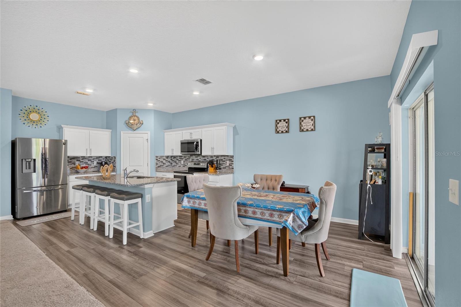 1325 ANCHOR BEND DR