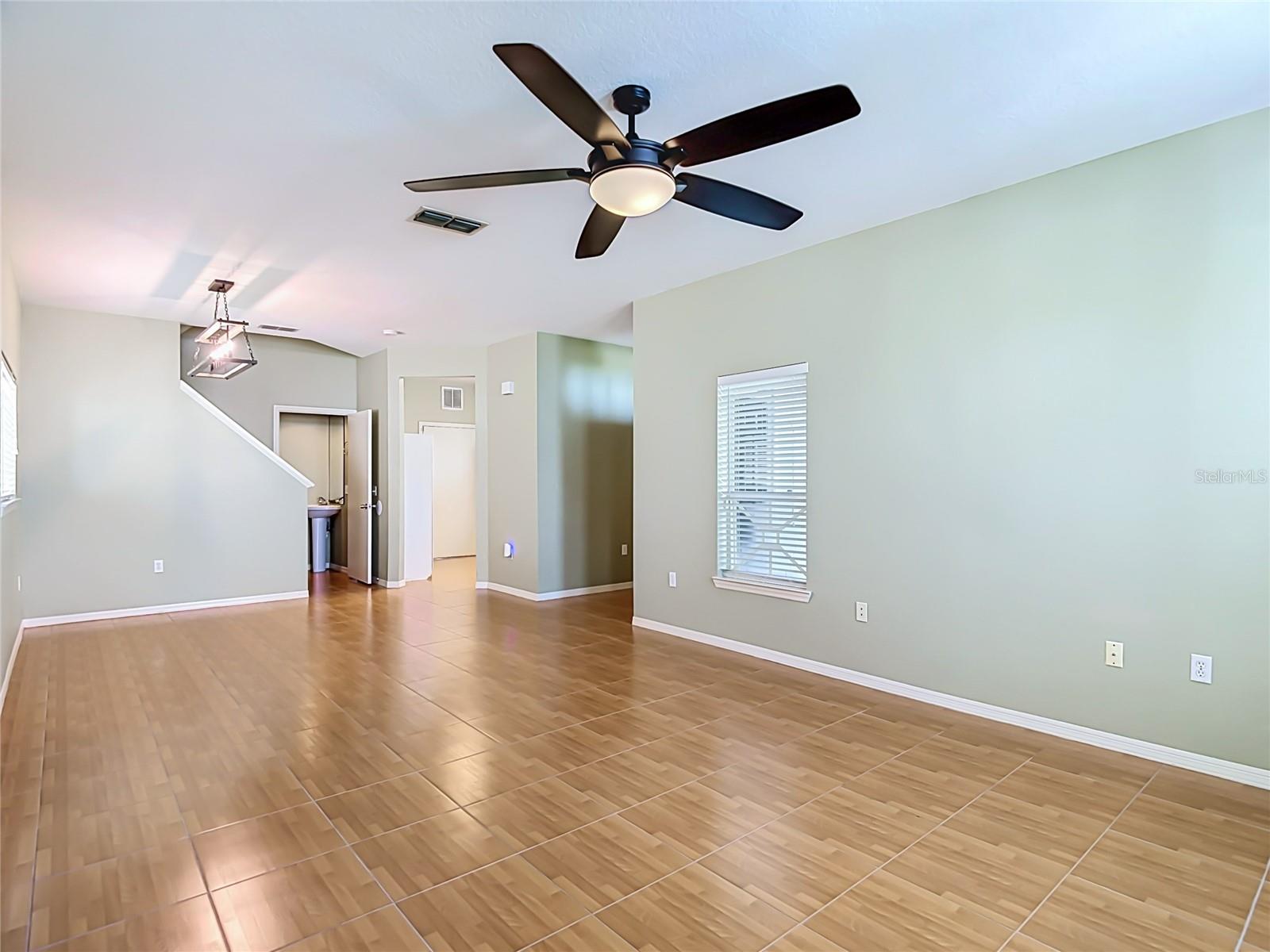 4008 BANGALOW PALM CT