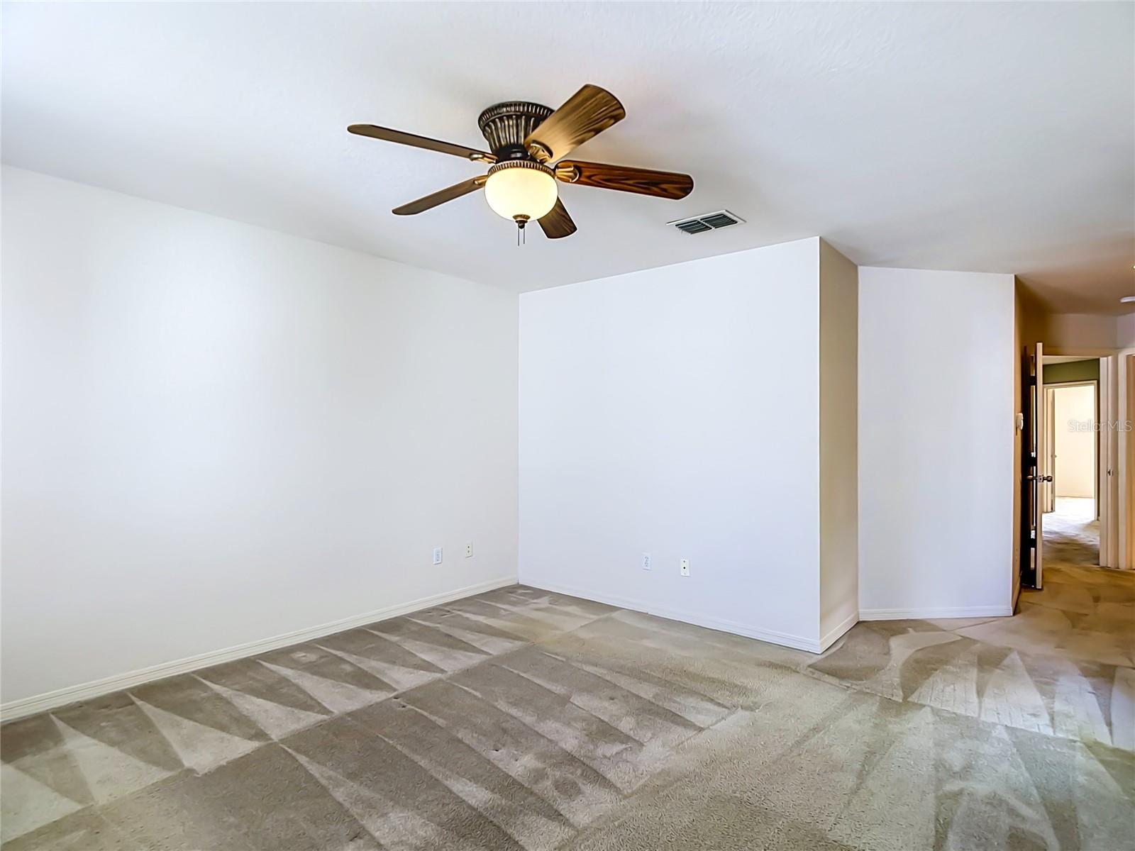4008 BANGALOW PALM CT
