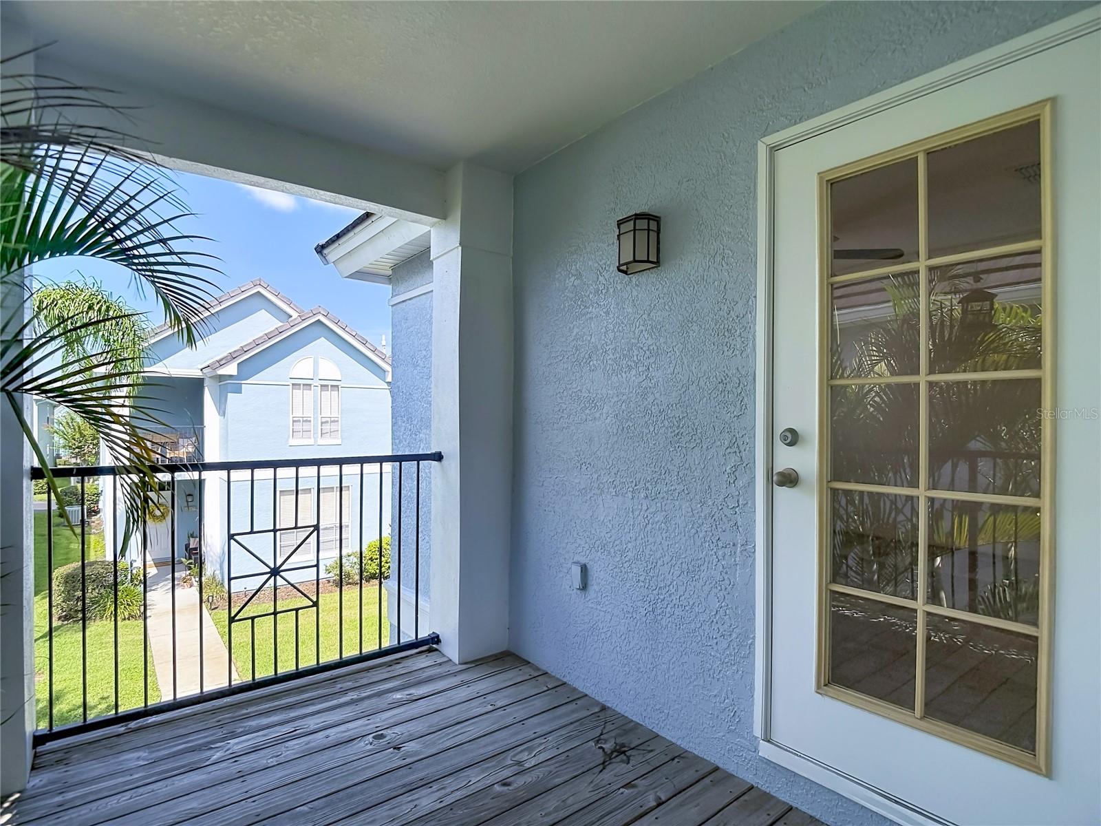 4008 BANGALOW PALM CT