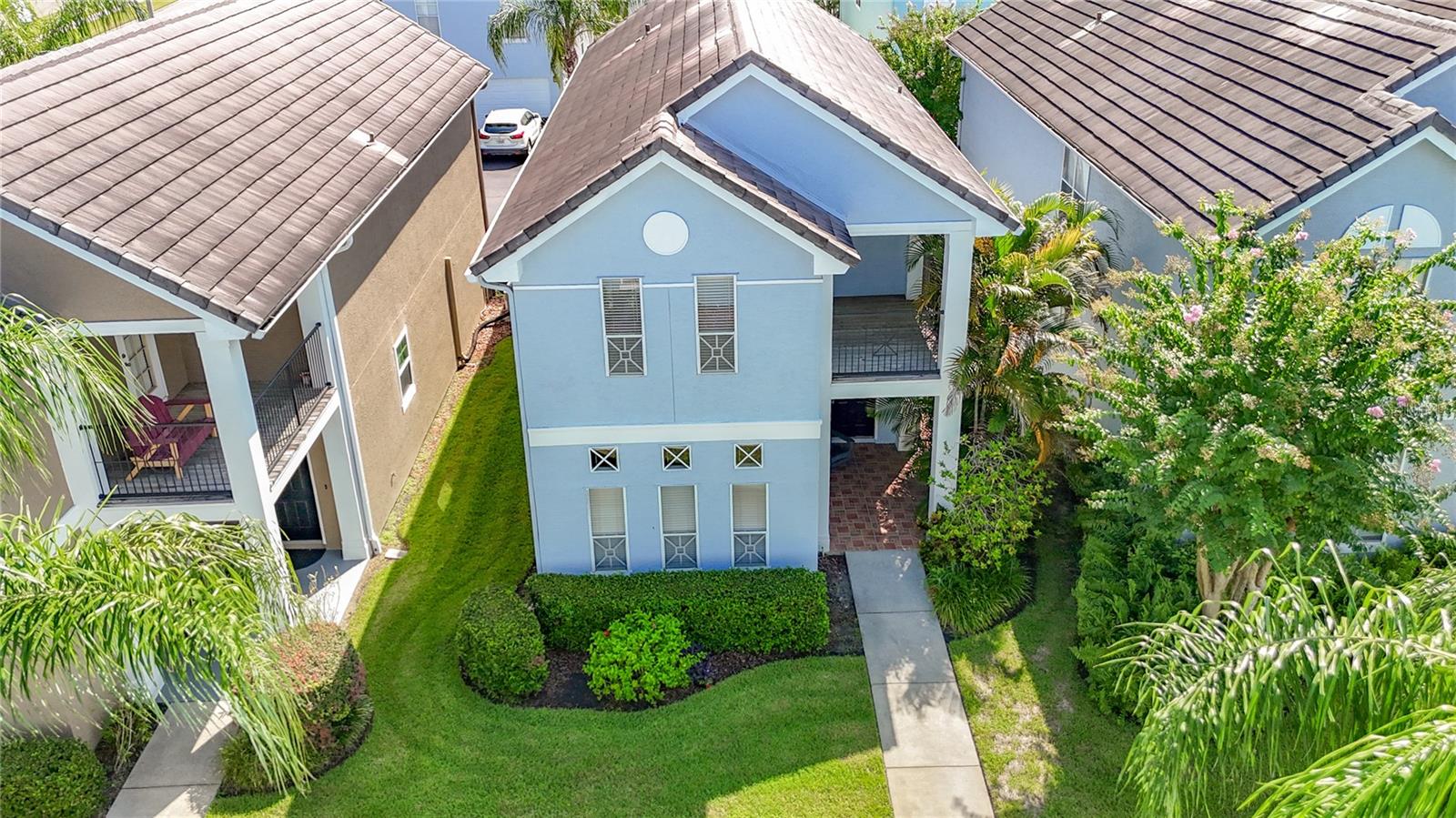 4008 BANGALOW PALM CT