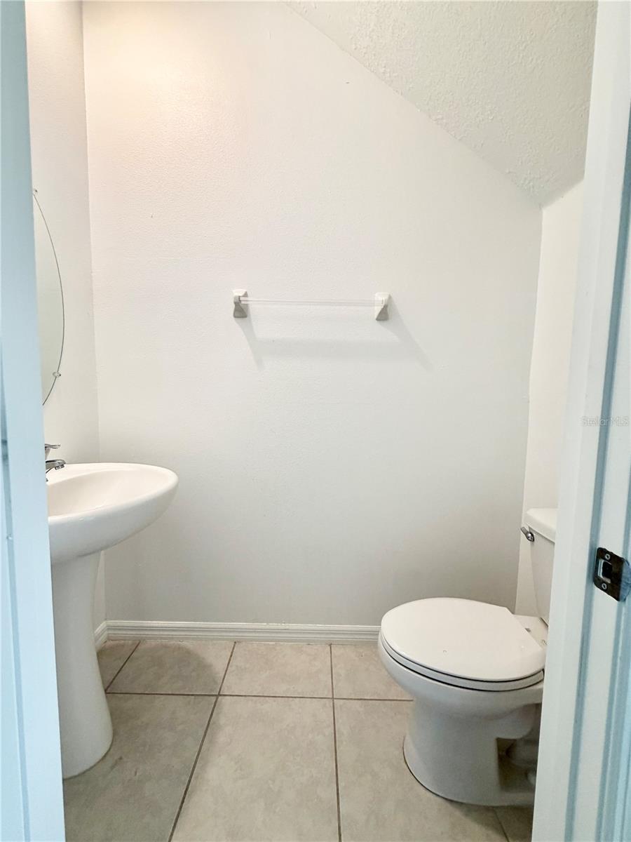 2578 CHARLAN CT