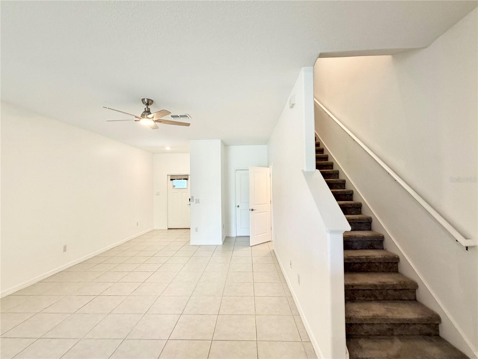 2578 CHARLAN CT