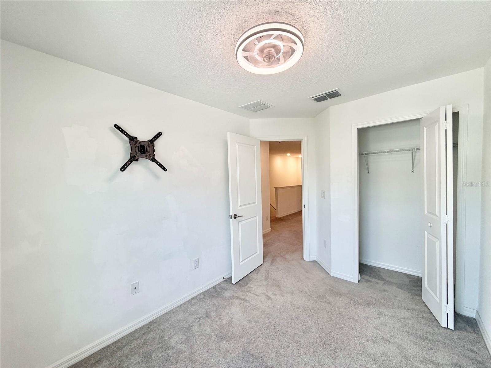 2578 CHARLAN CT