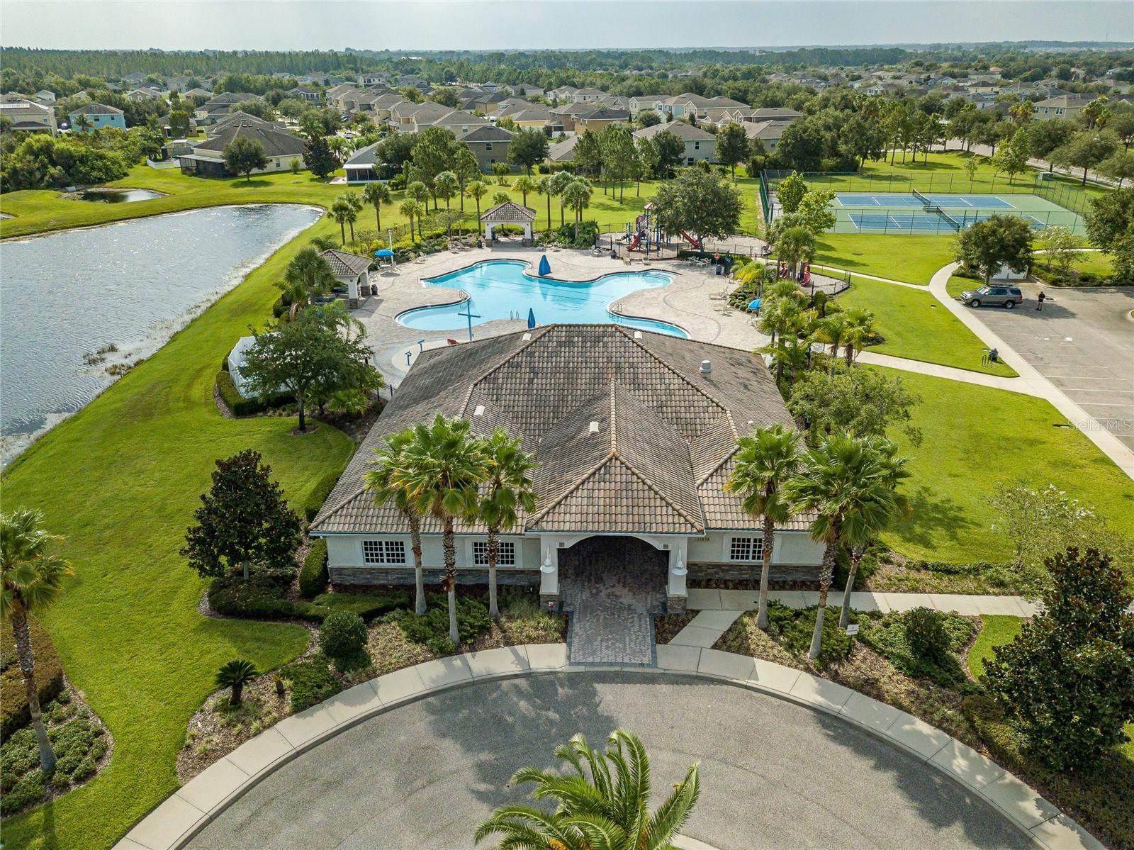 12226 FAIRLAWN DR