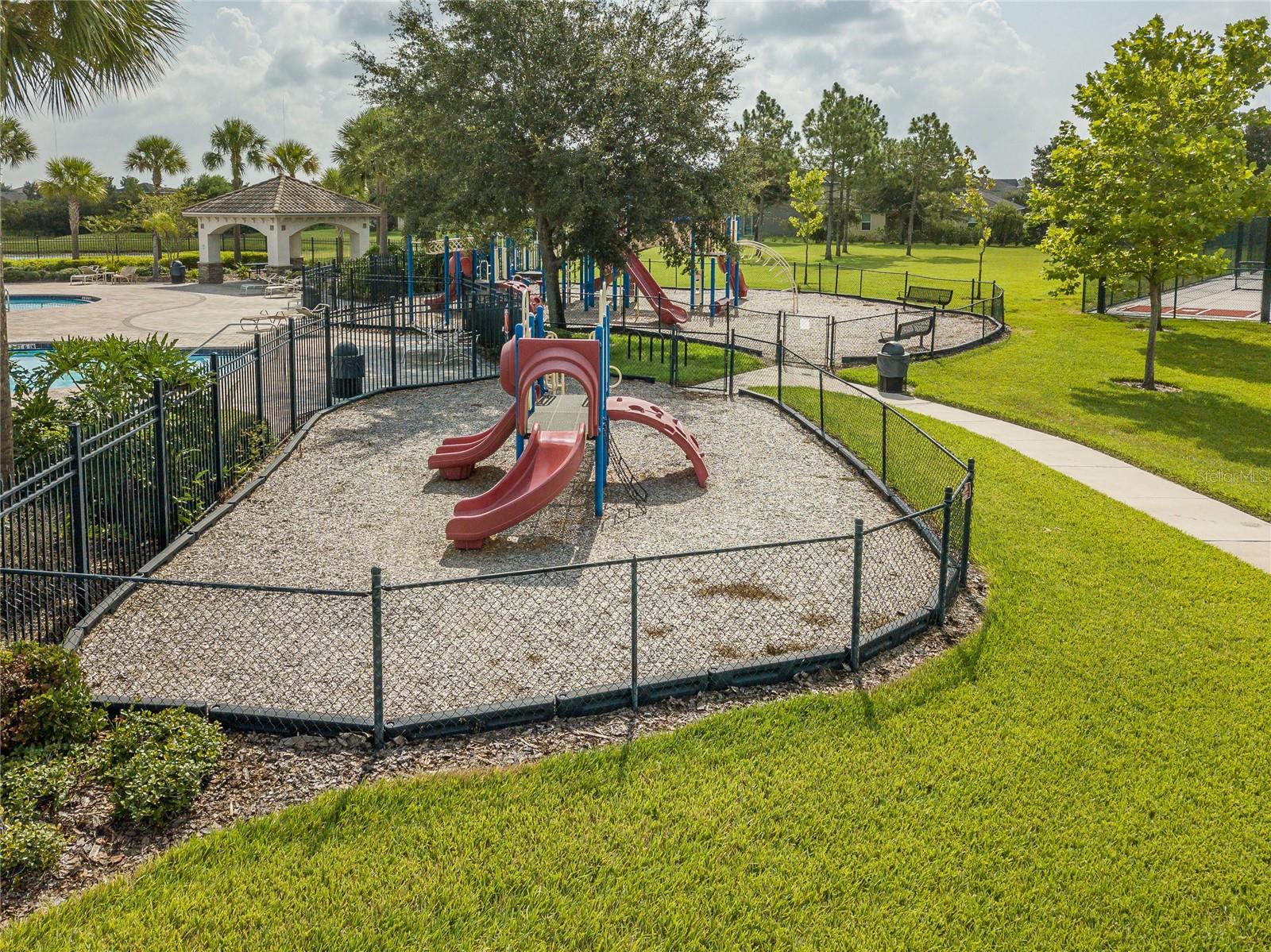 12226 FAIRLAWN DR