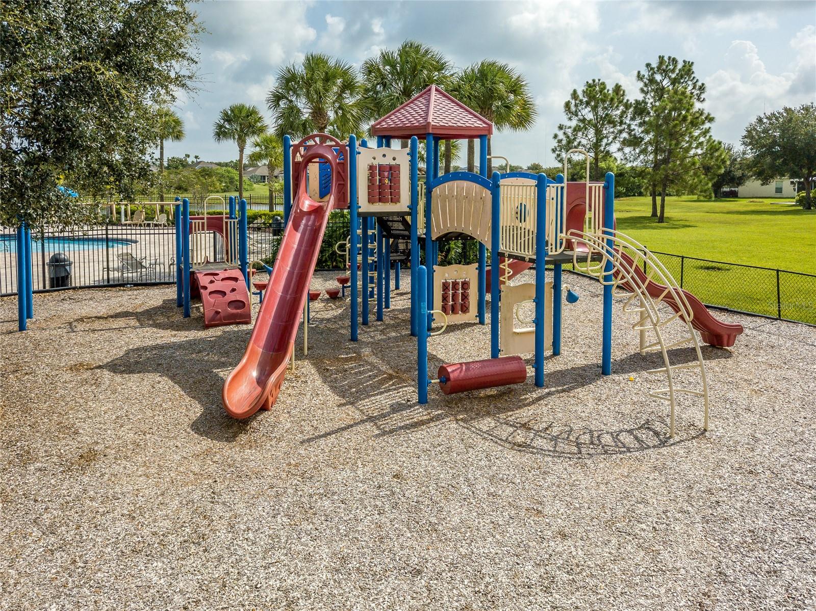 12226 FAIRLAWN DR