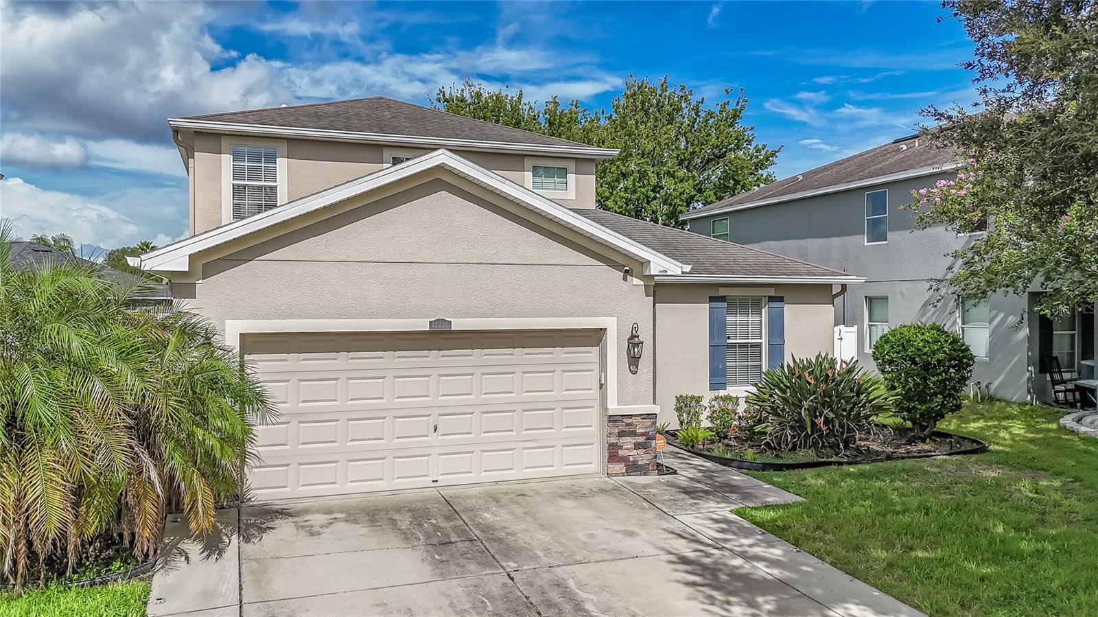 12226 FAIRLAWN DR