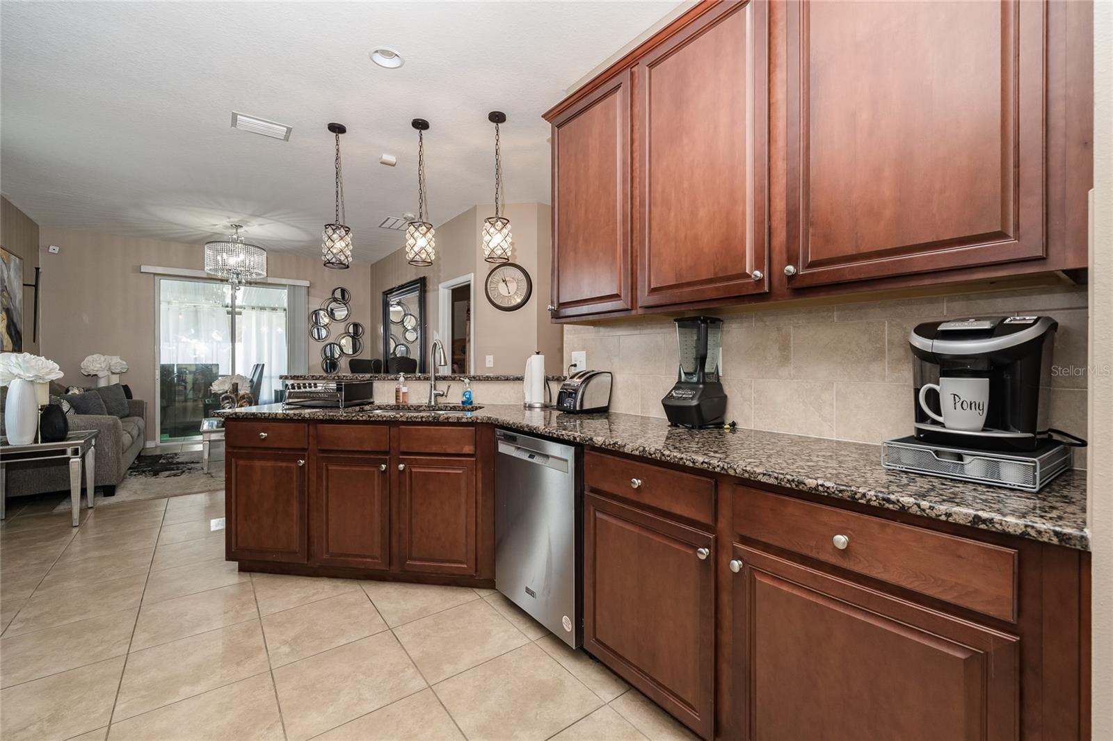 12226 FAIRLAWN DR