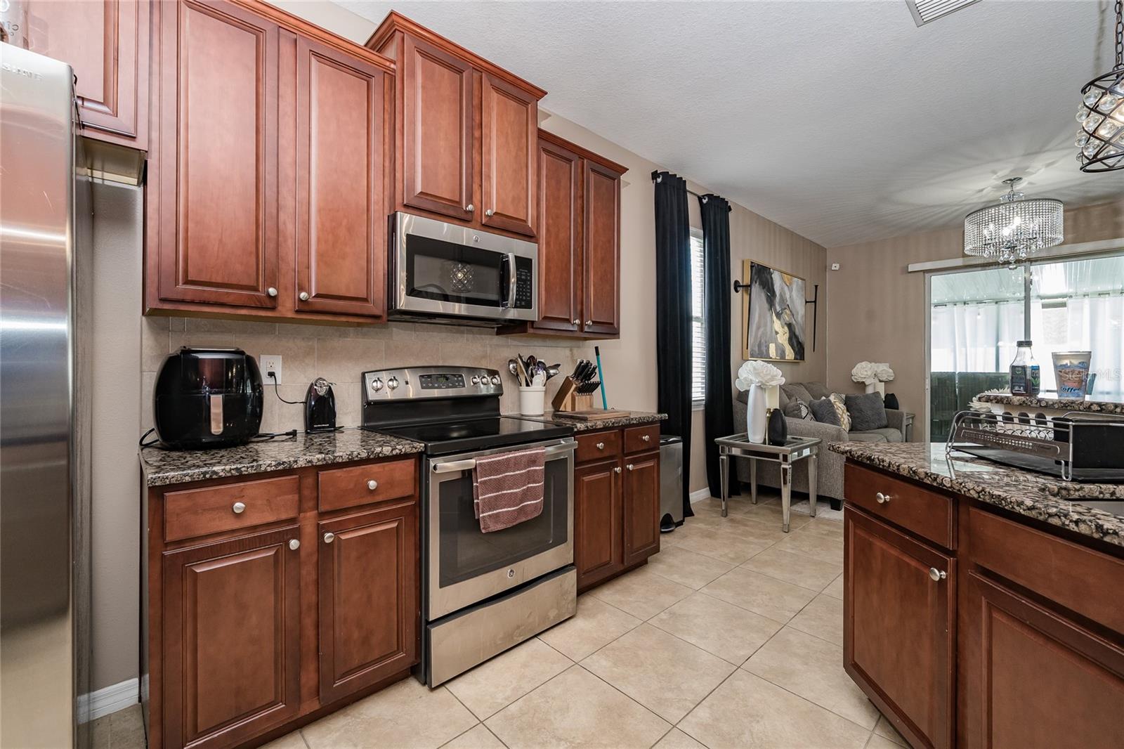 12226 FAIRLAWN DR