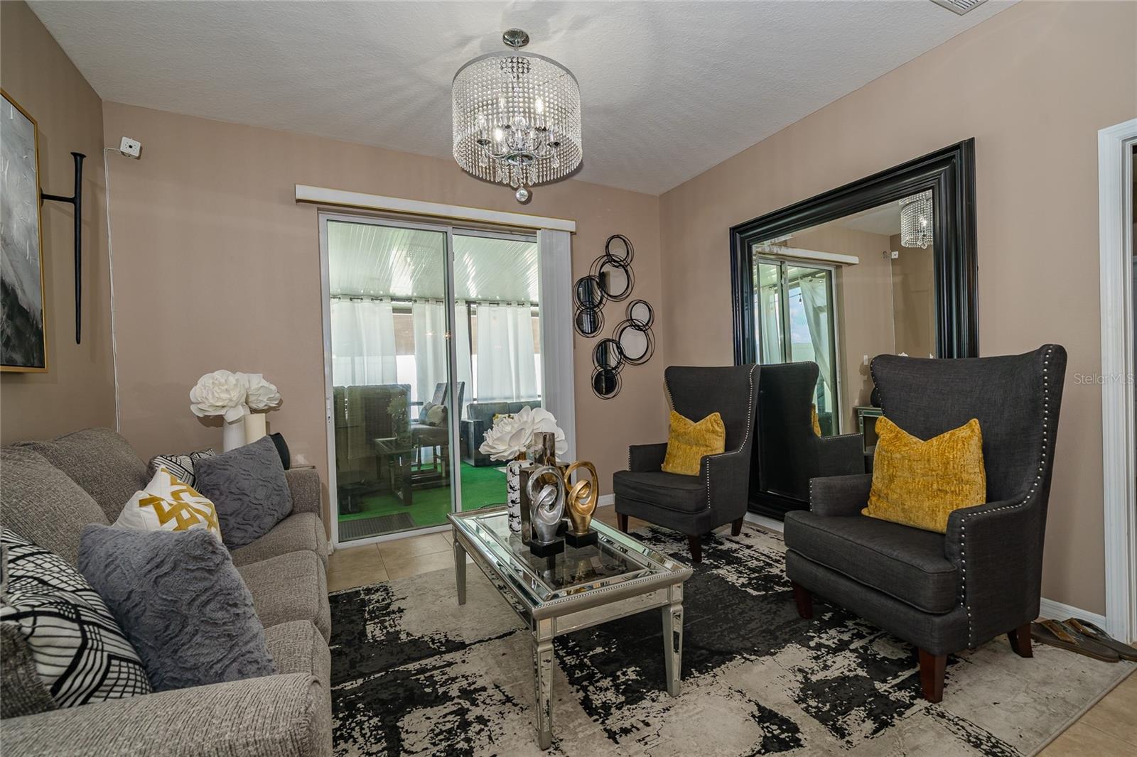 12226 FAIRLAWN DR