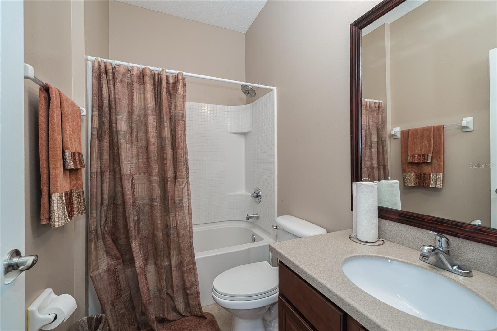 12226 FAIRLAWN DR