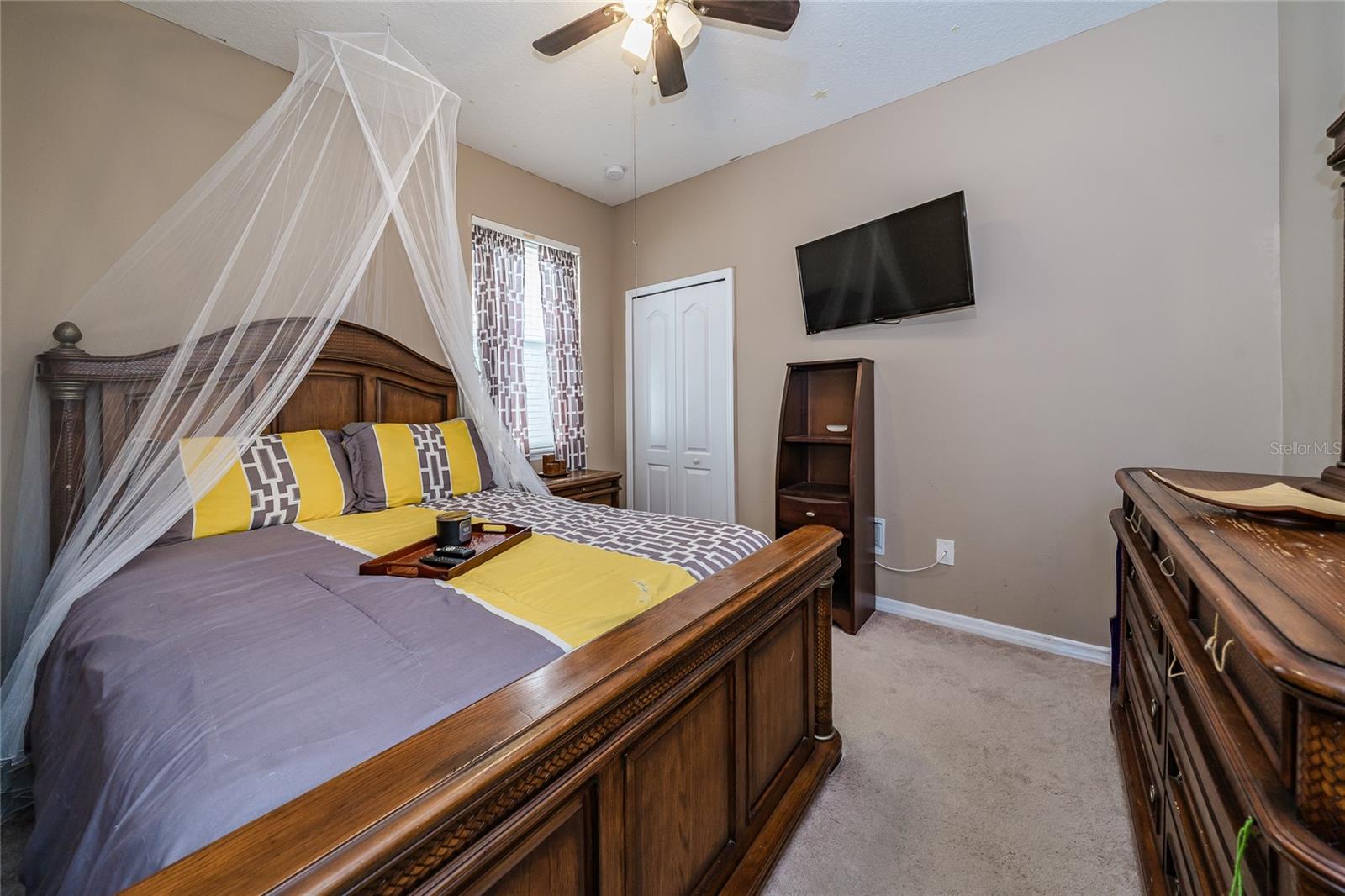12226 FAIRLAWN DR