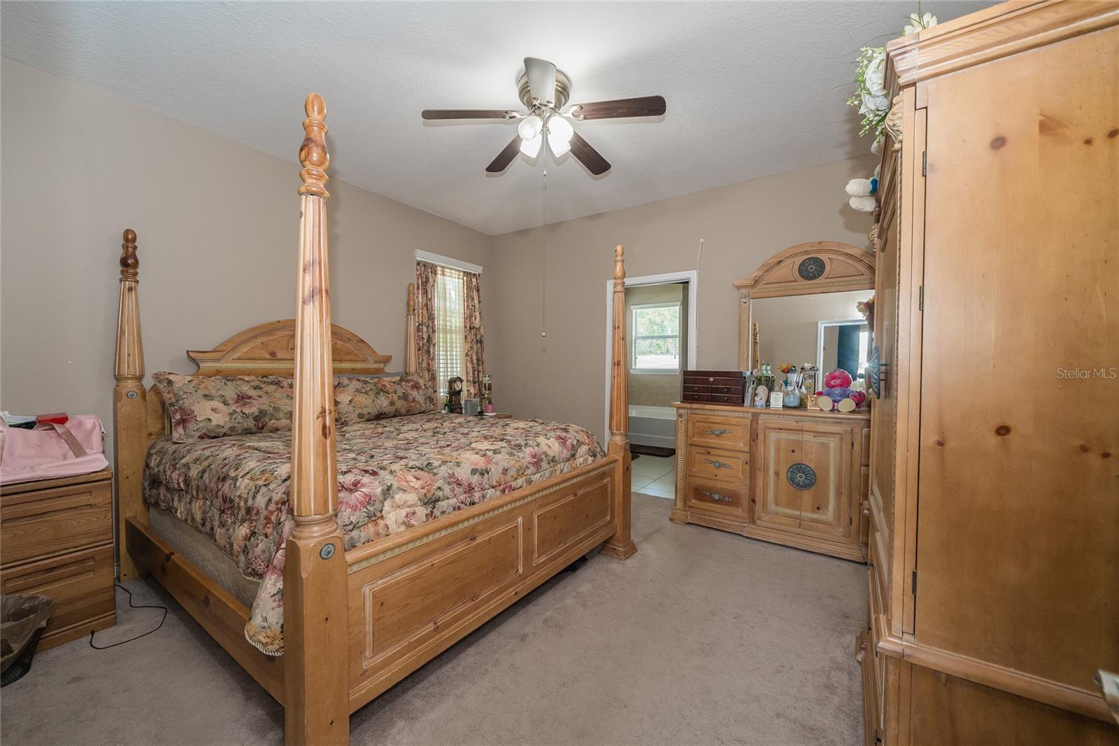 12226 FAIRLAWN DR