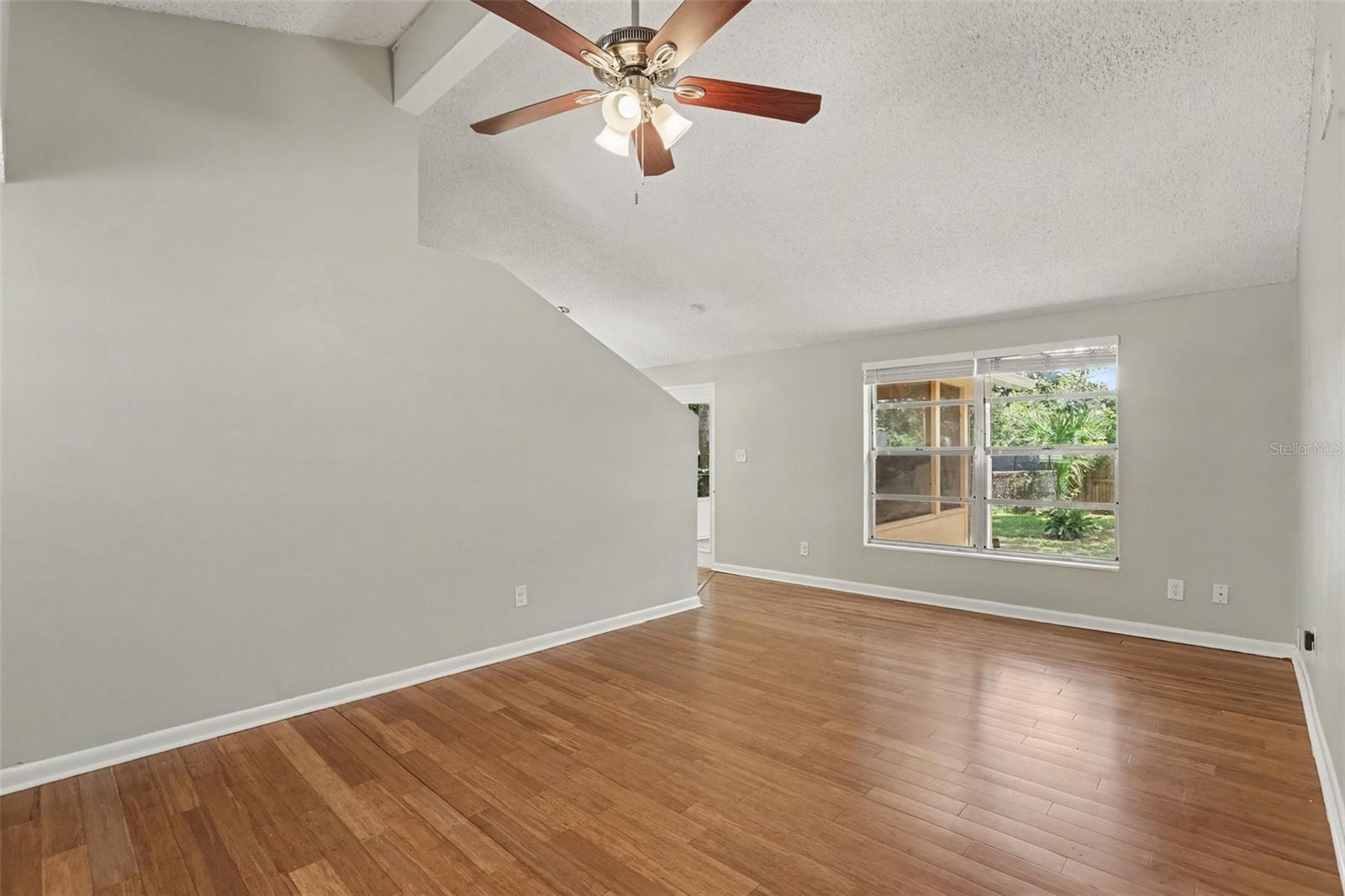603 HIGHVIEW TER N