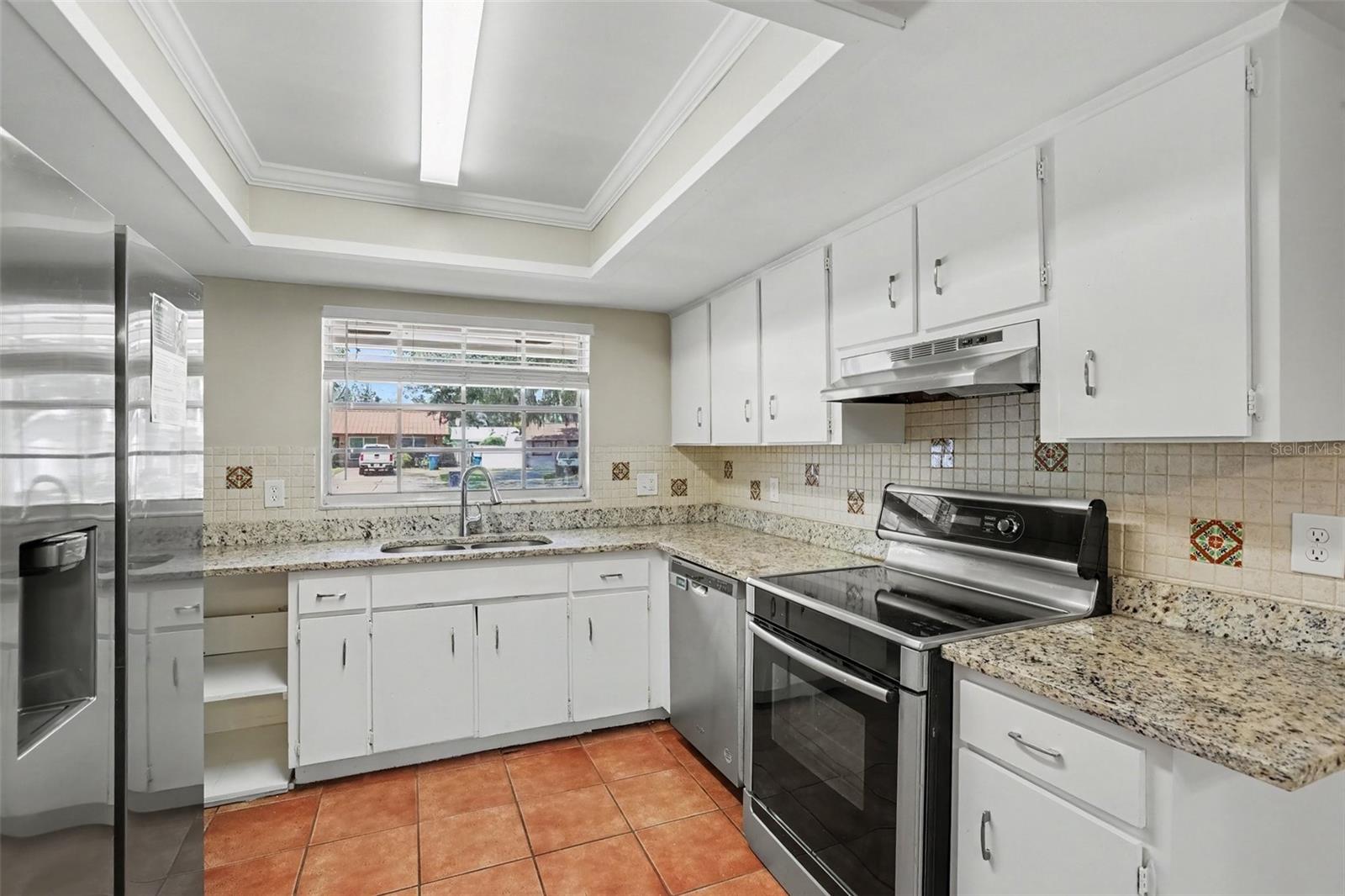 603 HIGHVIEW TER N