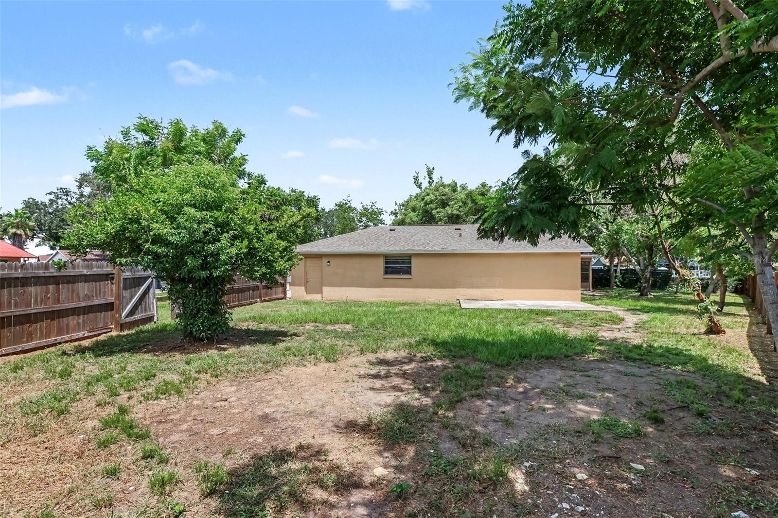 603 HIGHVIEW TER N