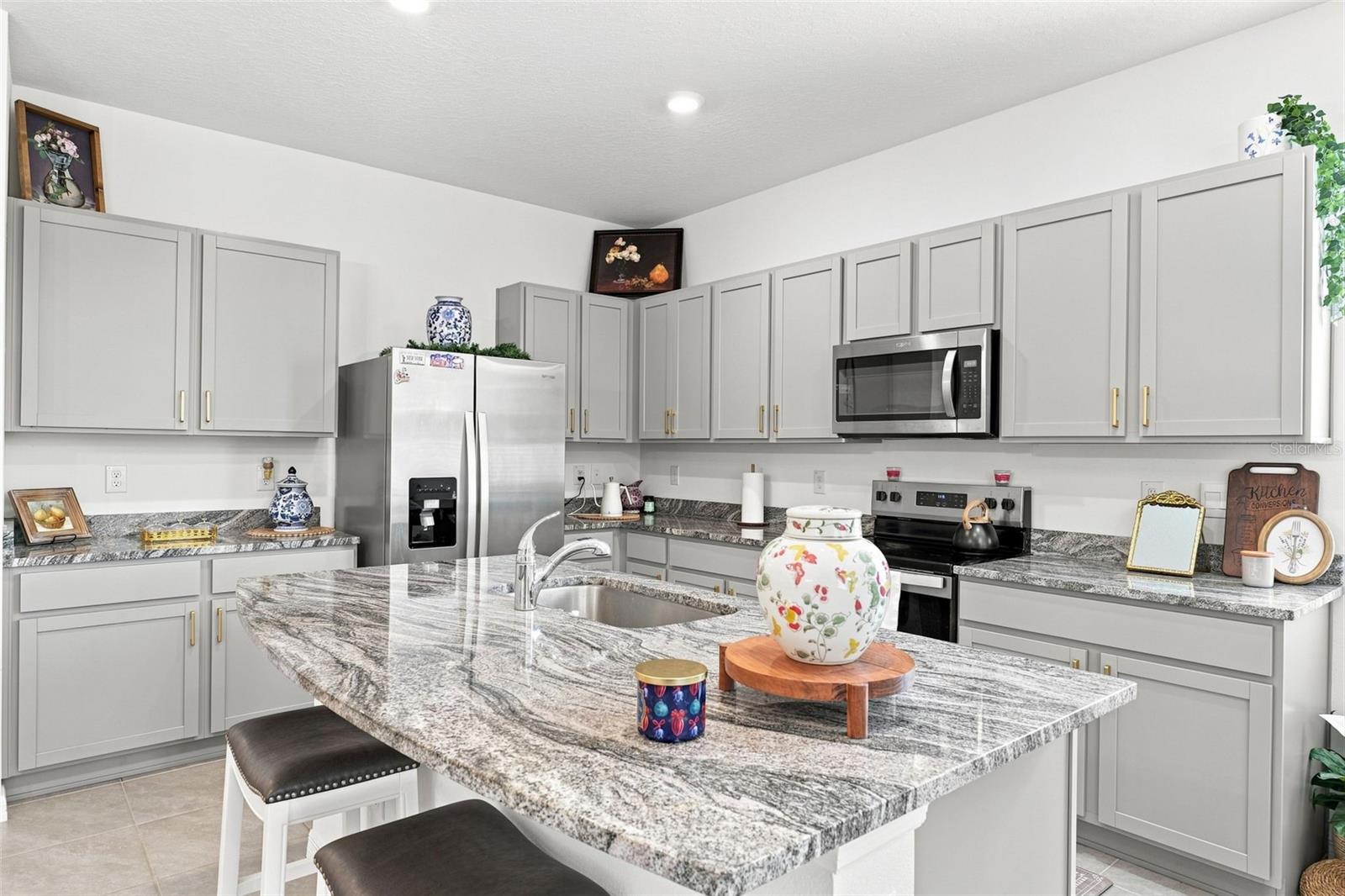 32898 PEZ LANDING LN