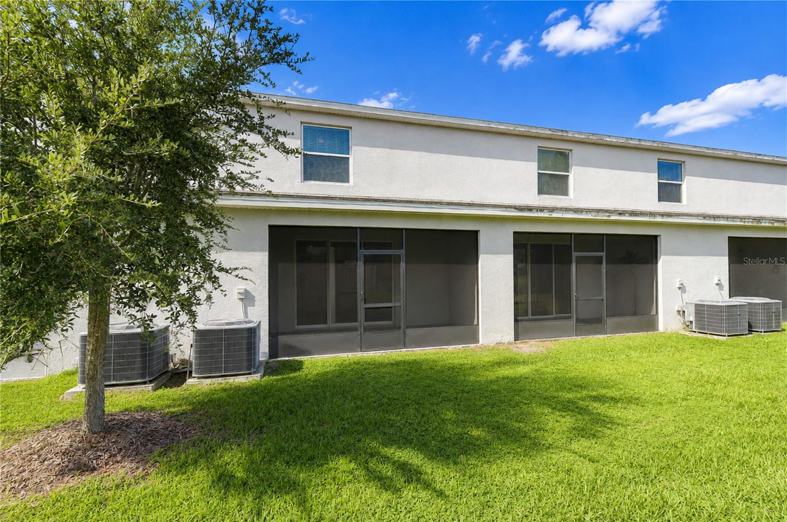 3326 PLEASANT WILLOW CT