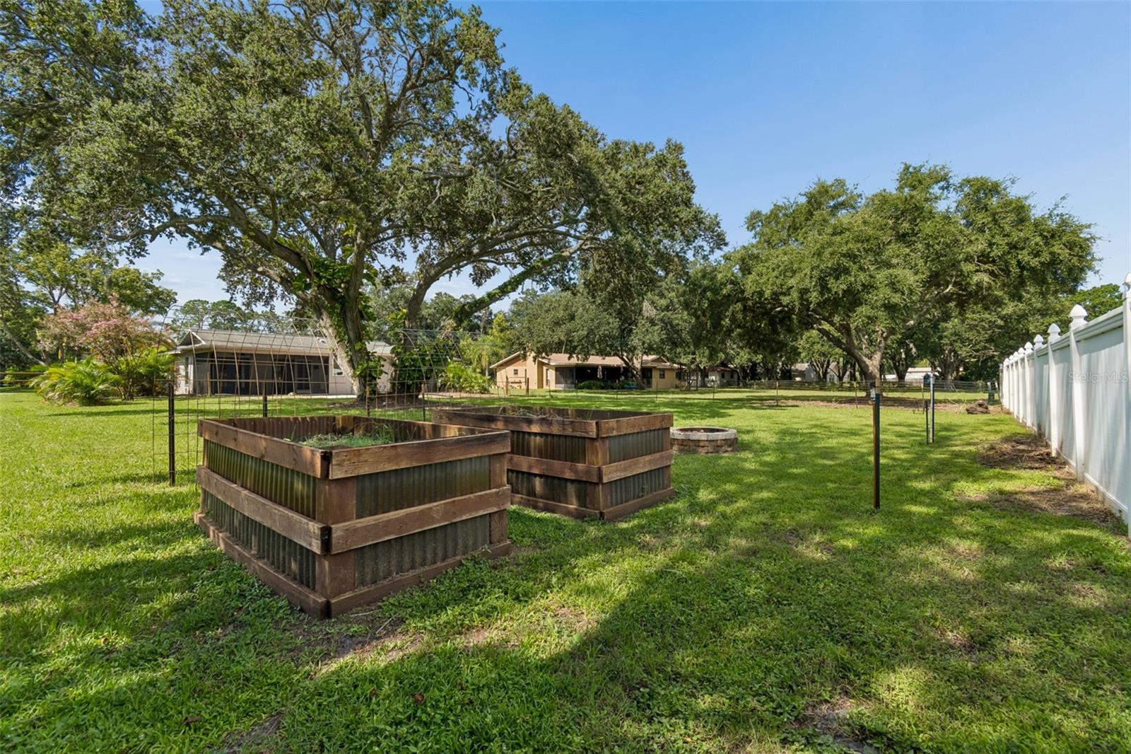 9329 AMAZON DR