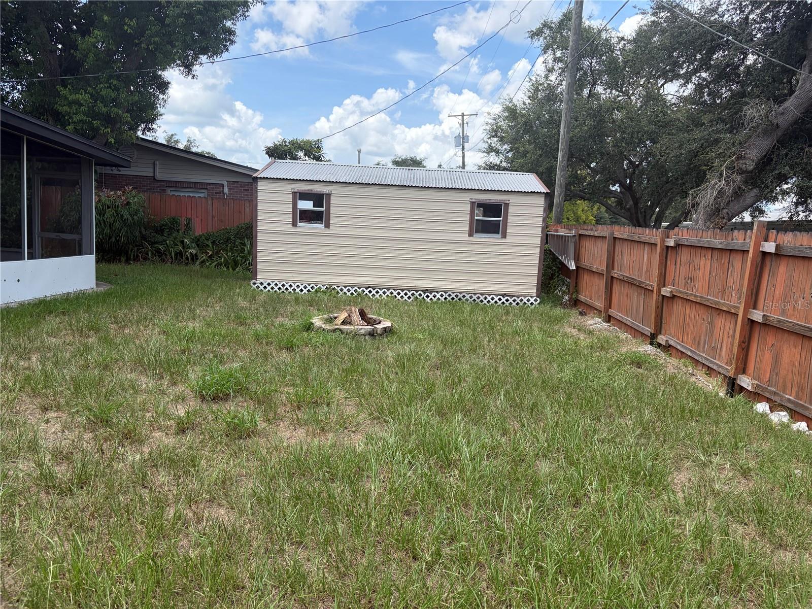 707 LAKEWOOD AVE