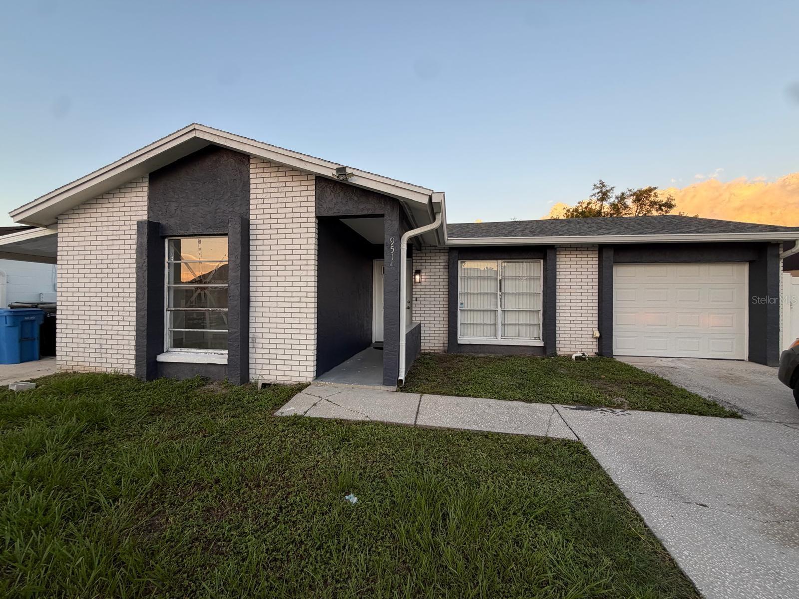 9514 Letterstone Ct, Tampa