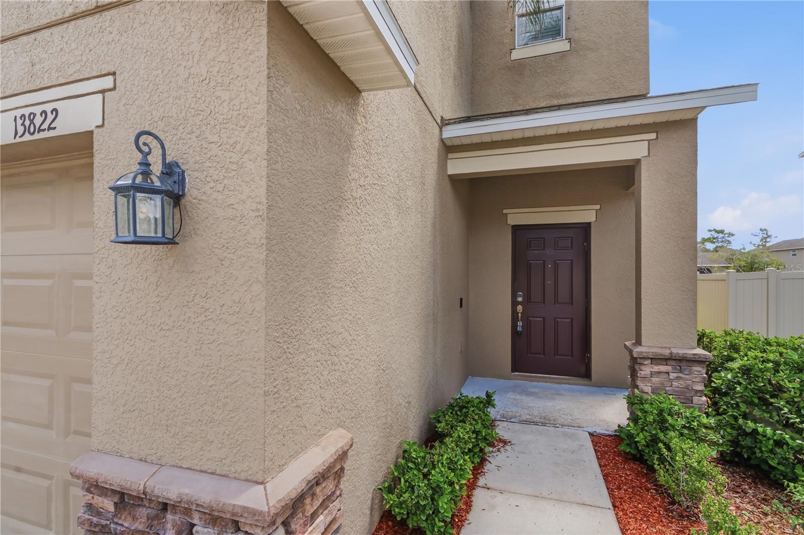 13822 REINDEER CIR