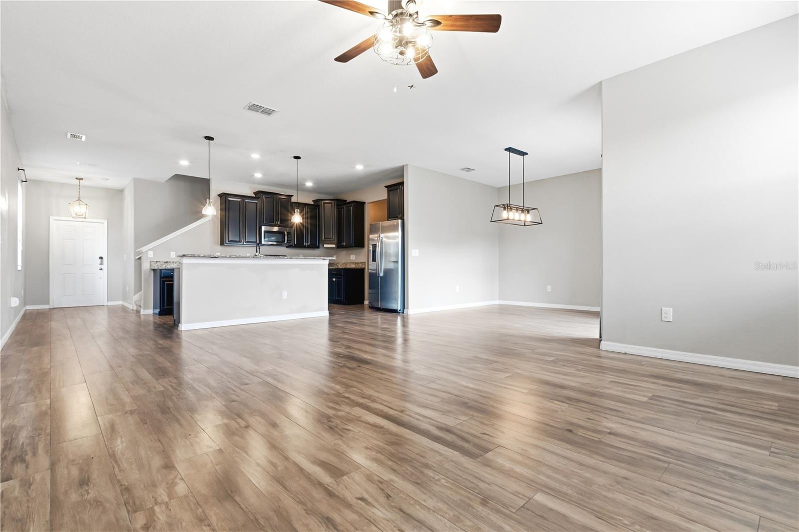 13822 REINDEER CIR