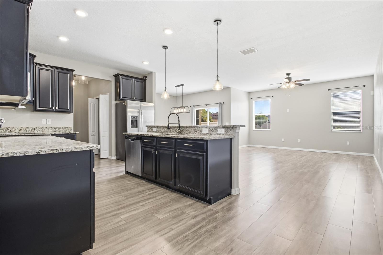 13822 REINDEER CIR