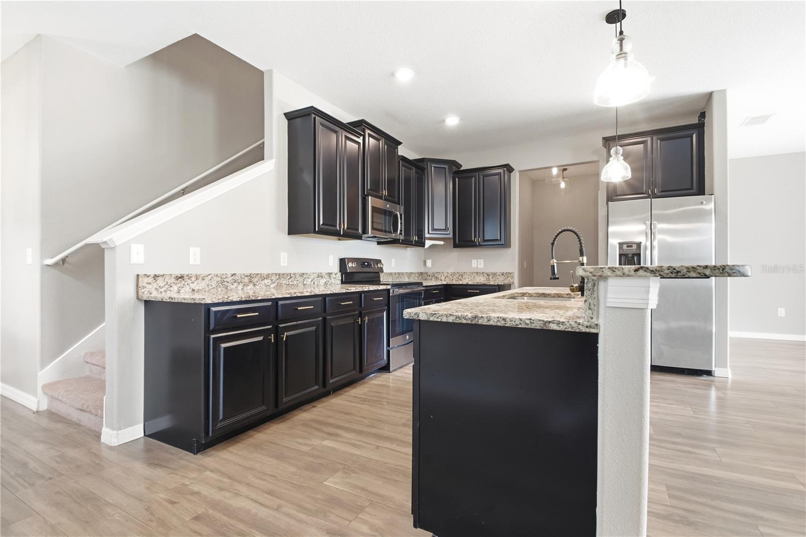 13822 REINDEER CIR