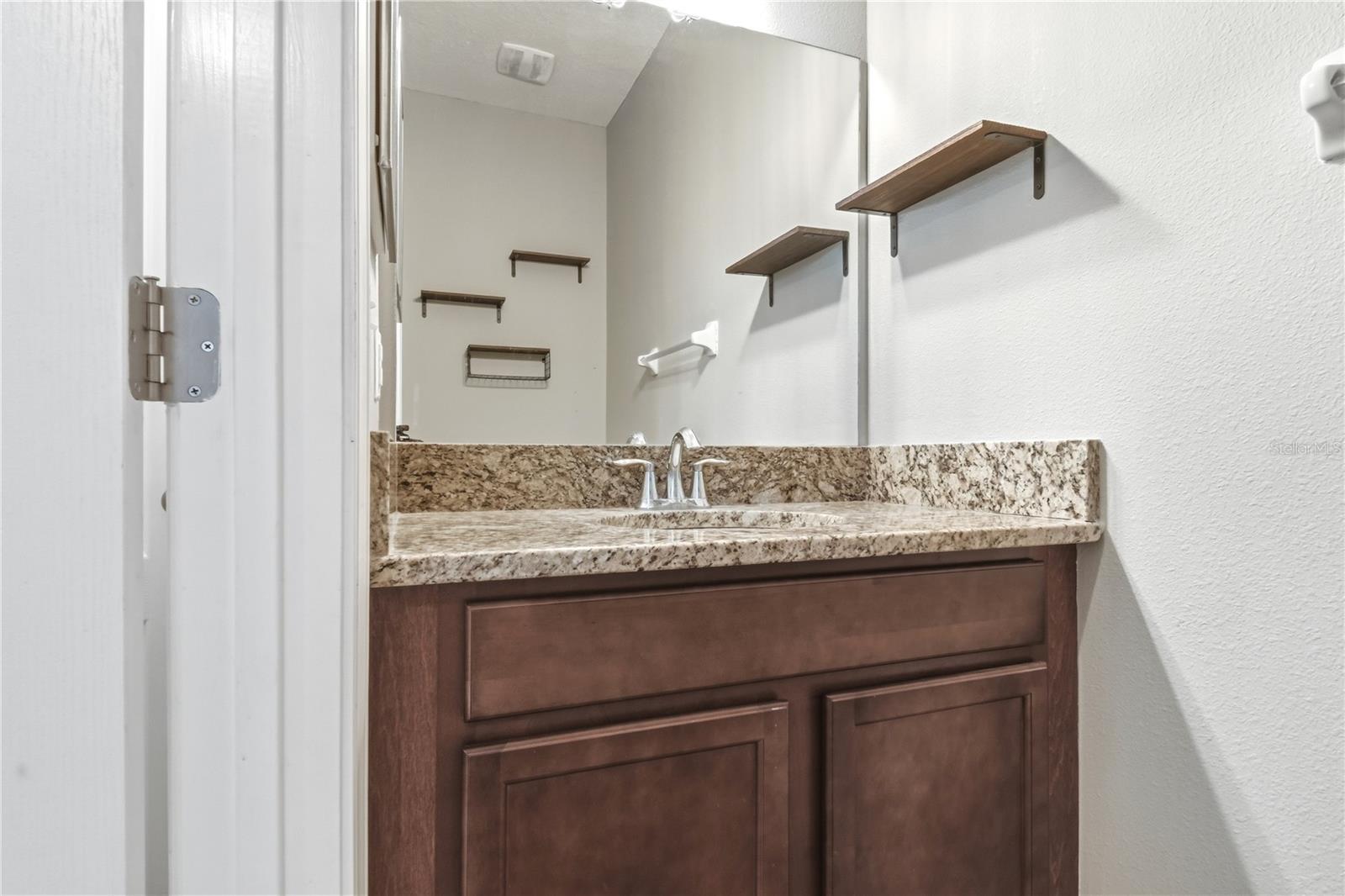 13822 REINDEER CIR