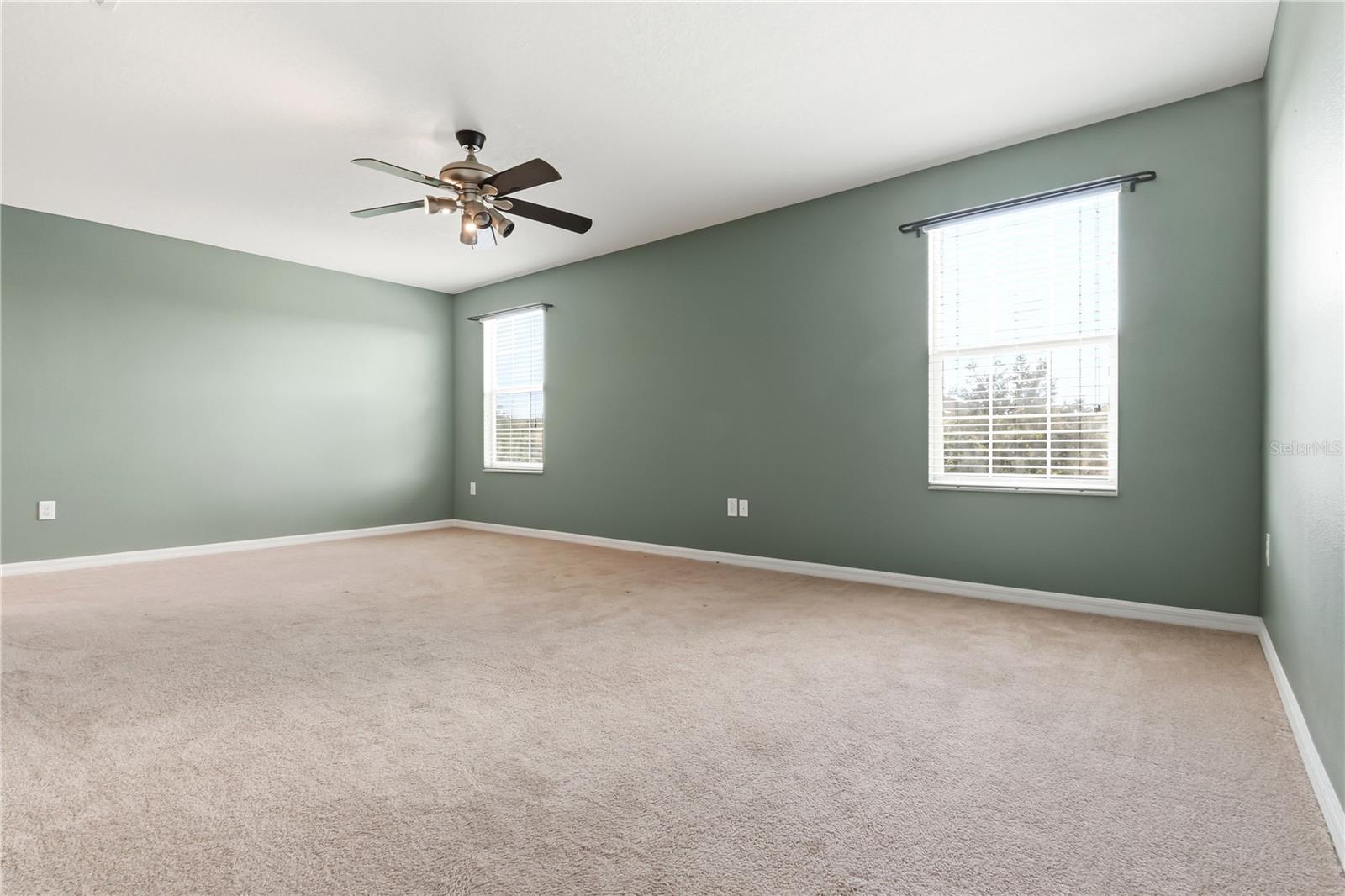13822 REINDEER CIR