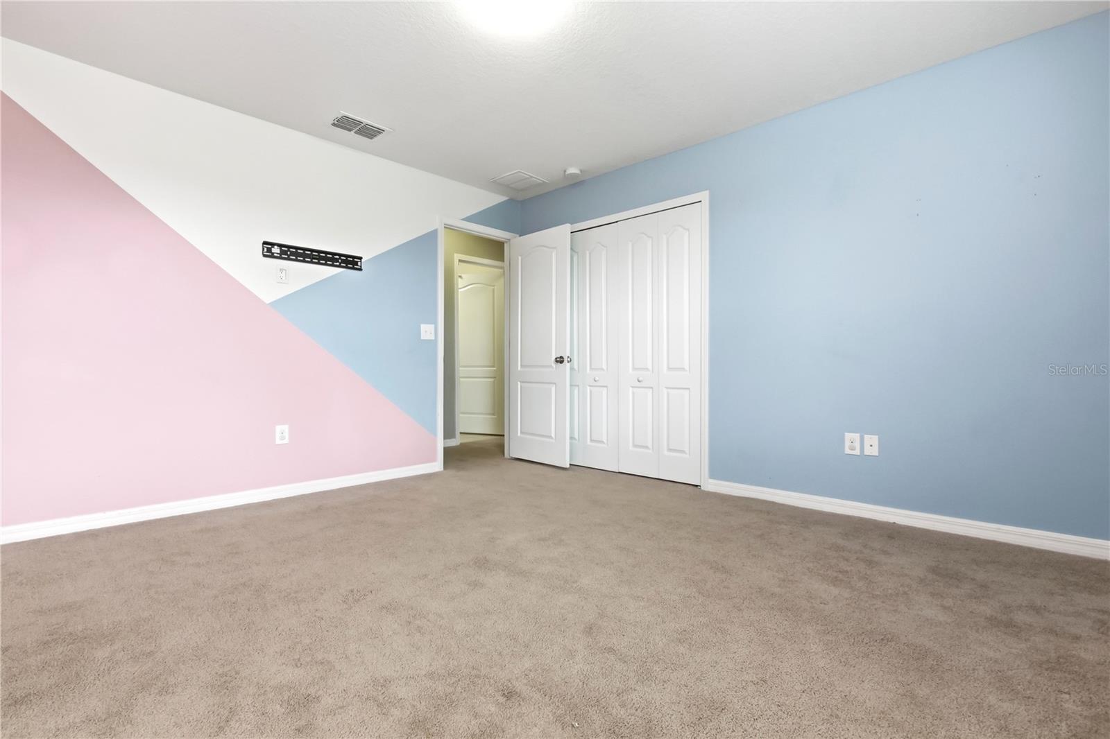 13822 REINDEER CIR