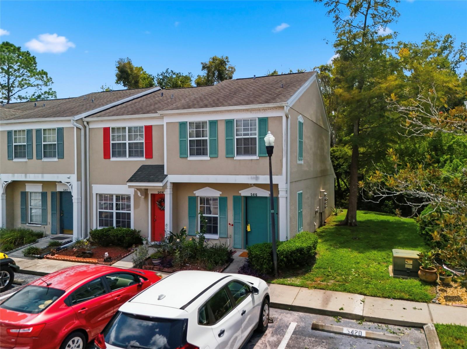 5416 CARROLLWOOD KEY DR #8
