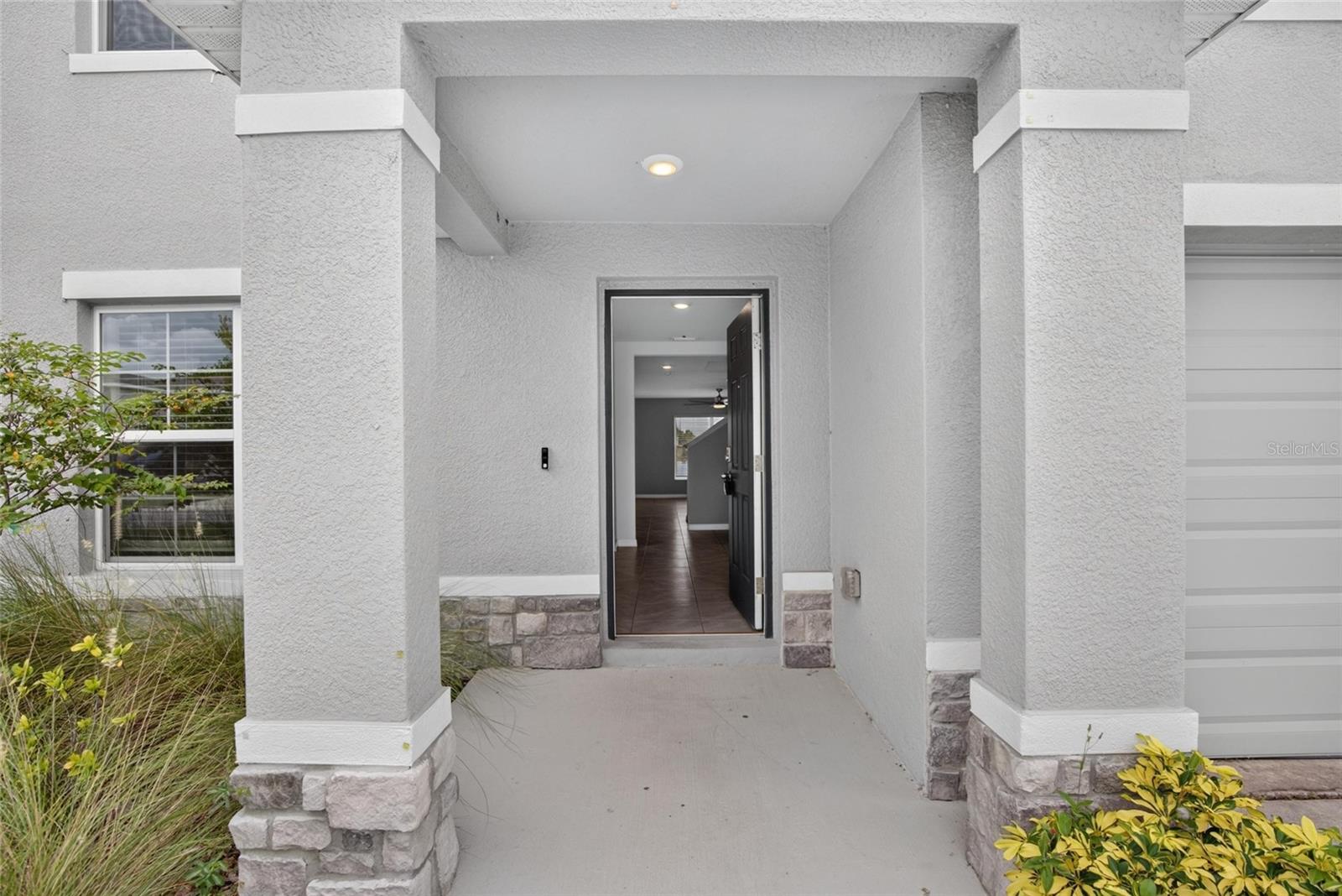 2818 GUMBO LIMBO DR