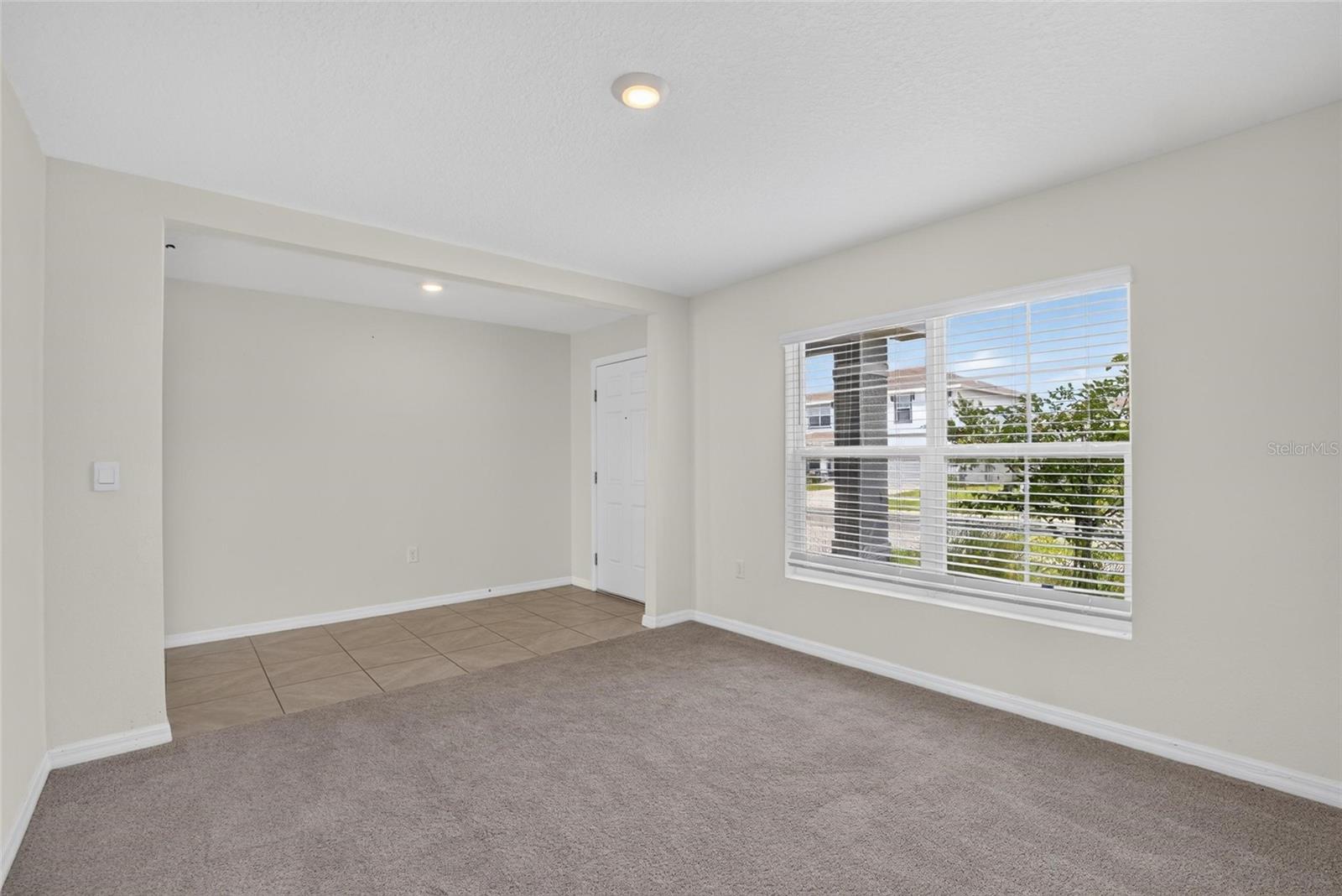 2818 GUMBO LIMBO DR