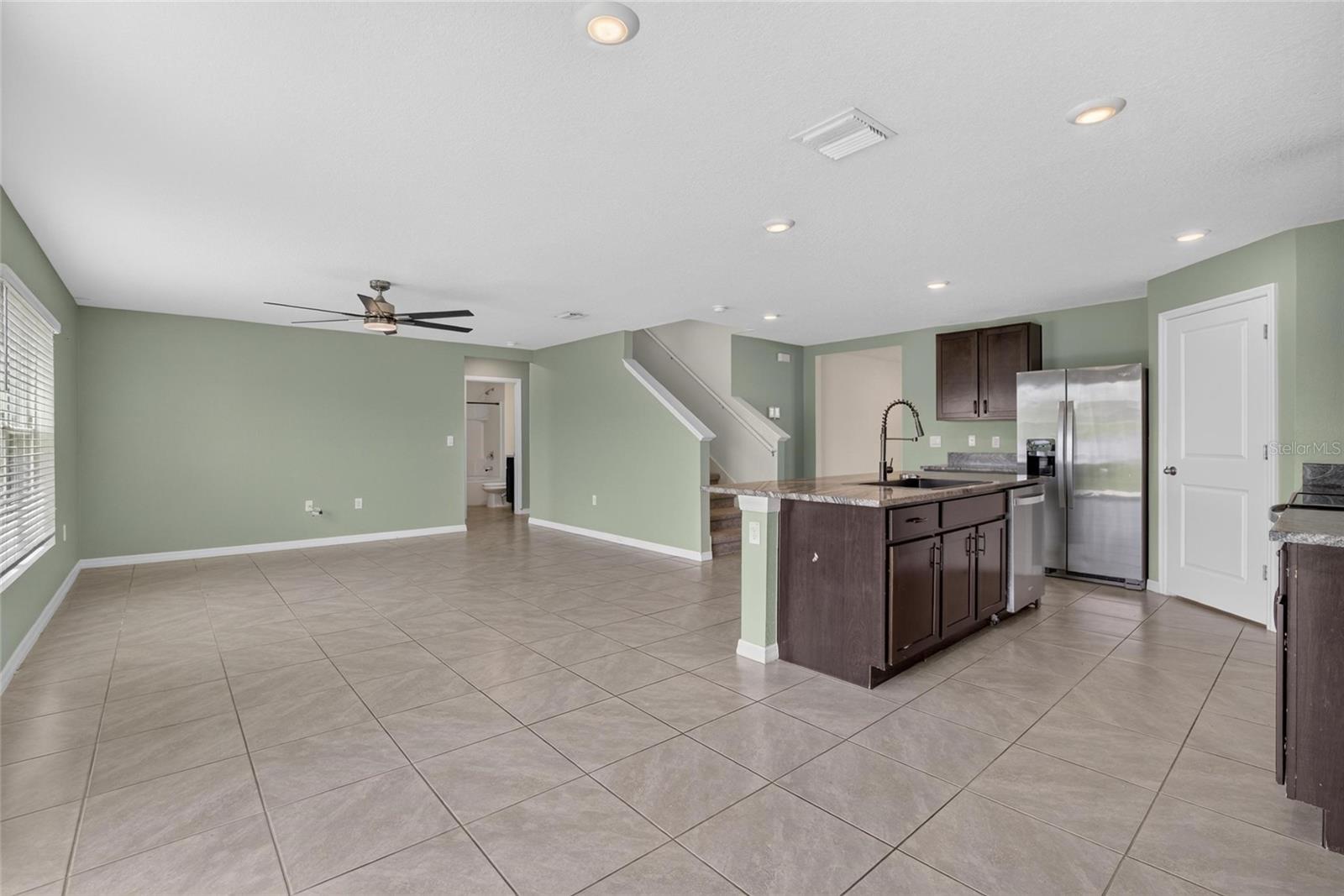 2818 GUMBO LIMBO DR