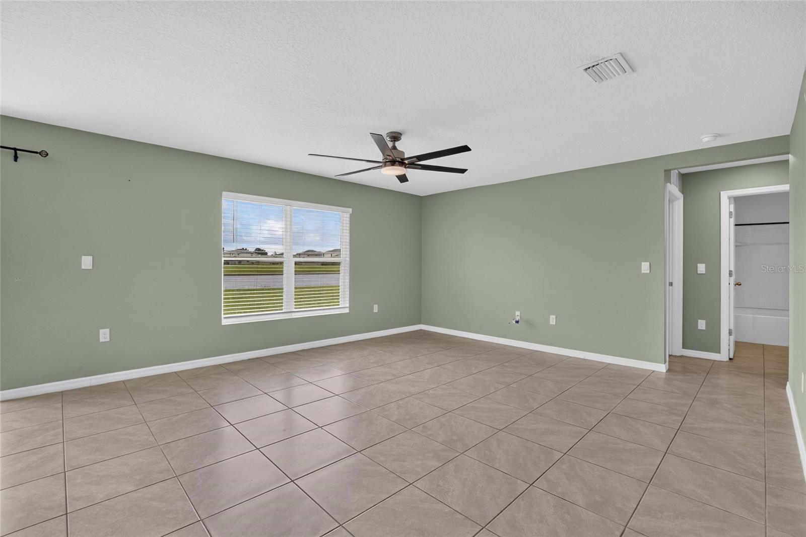 2818 GUMBO LIMBO DR