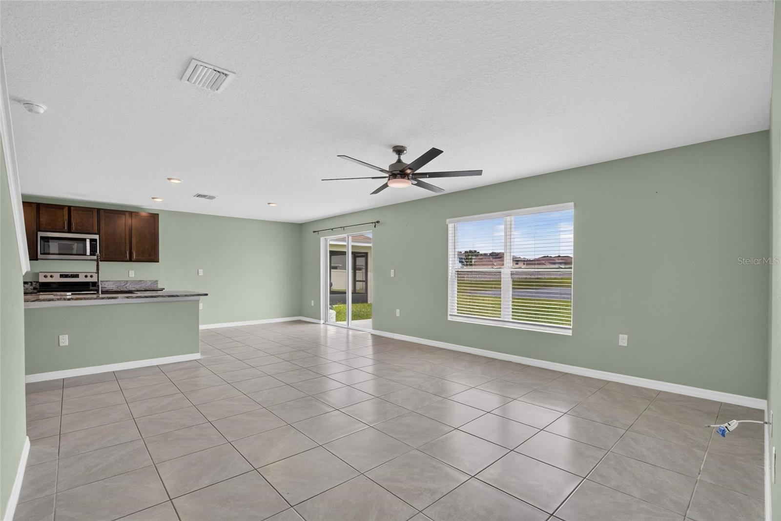 2818 GUMBO LIMBO DR