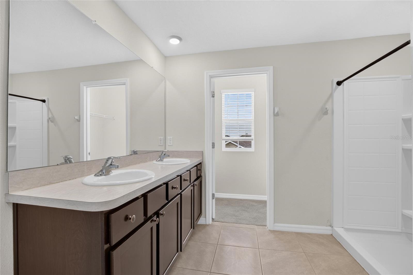 2818 GUMBO LIMBO DR