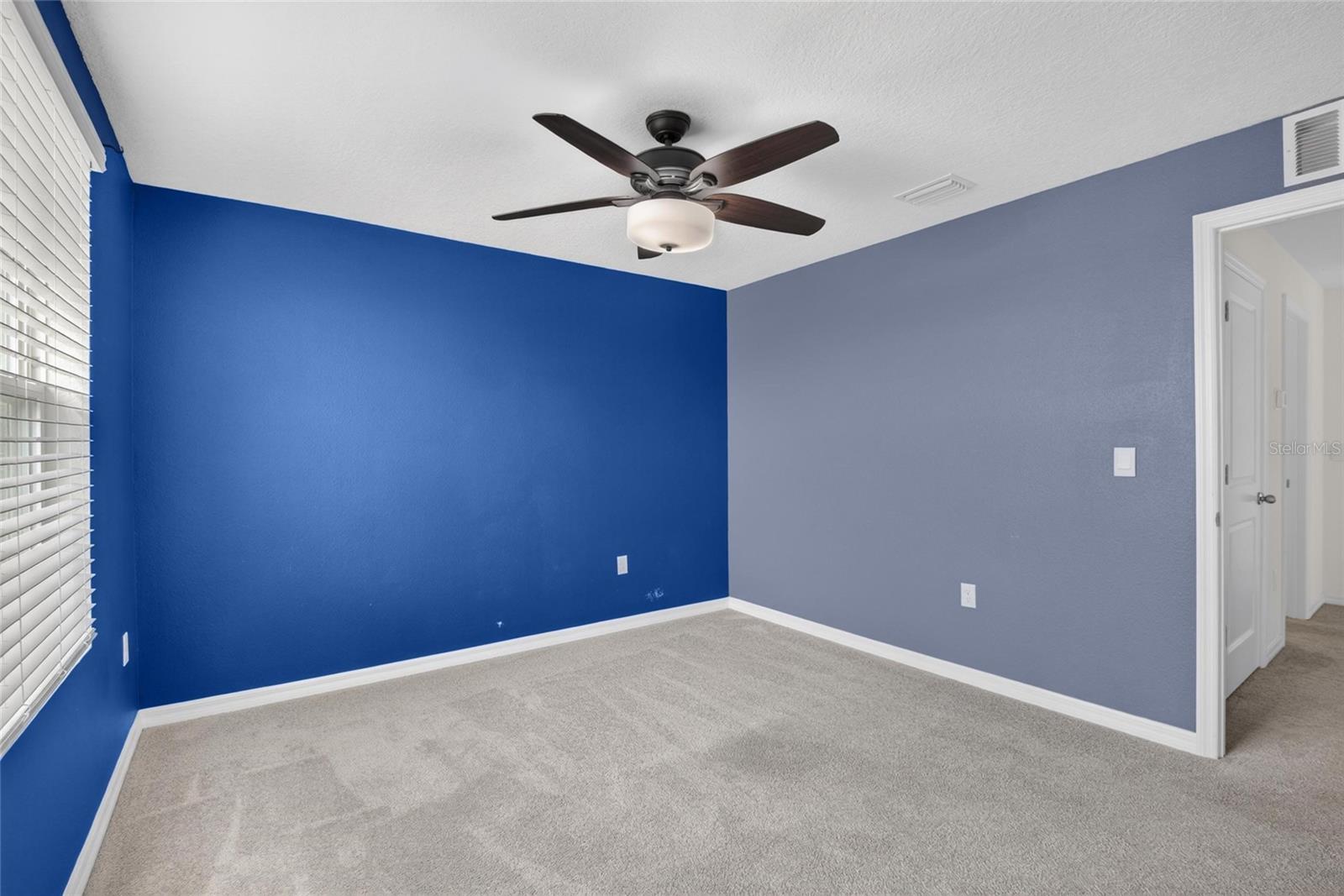 2818 GUMBO LIMBO DR