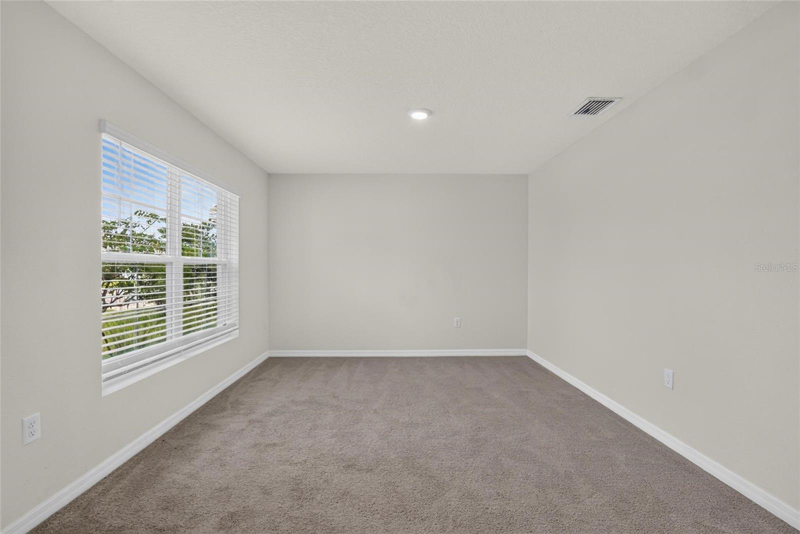 2818 GUMBO LIMBO DR