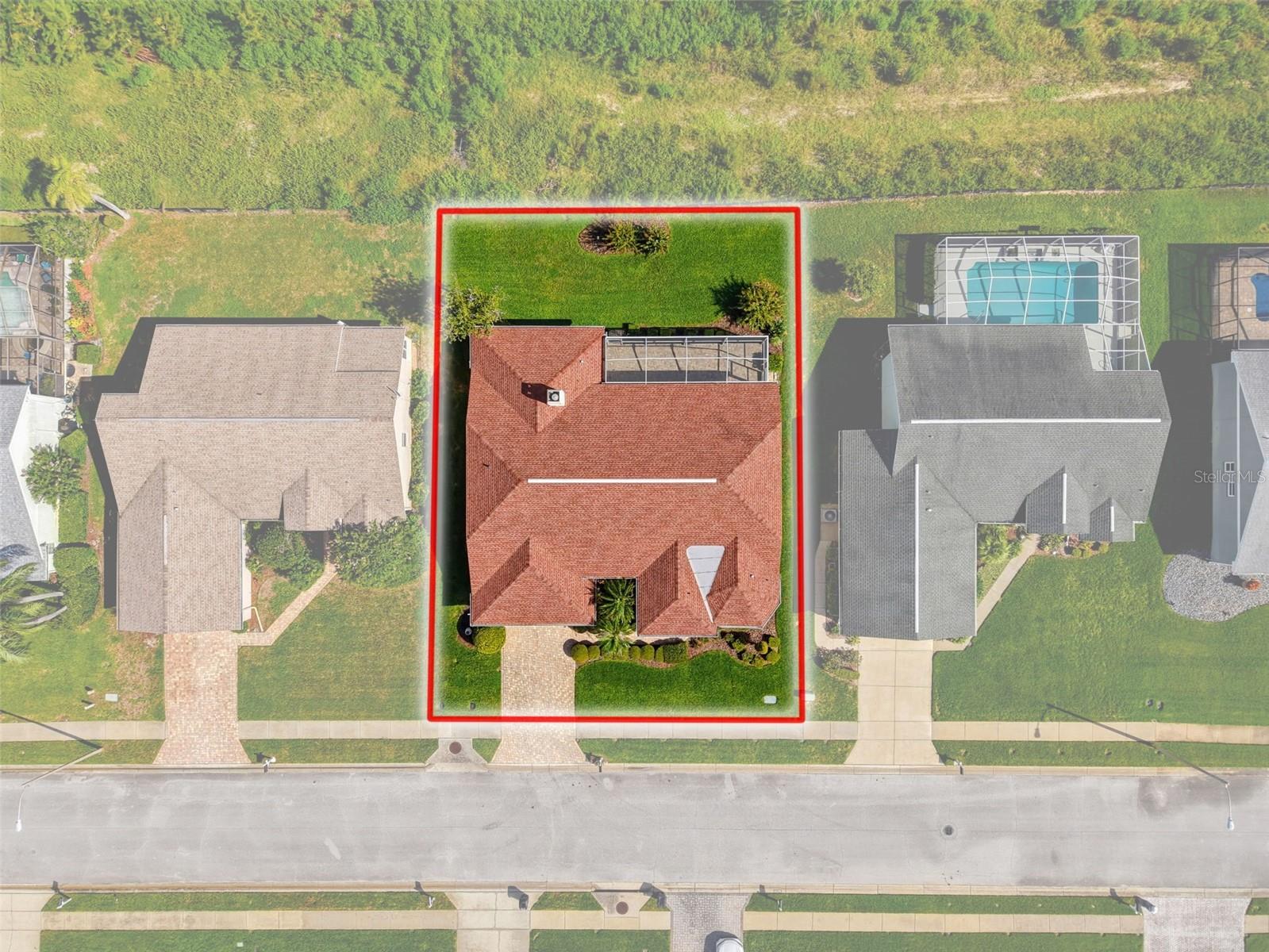 8425 DANBURY LN