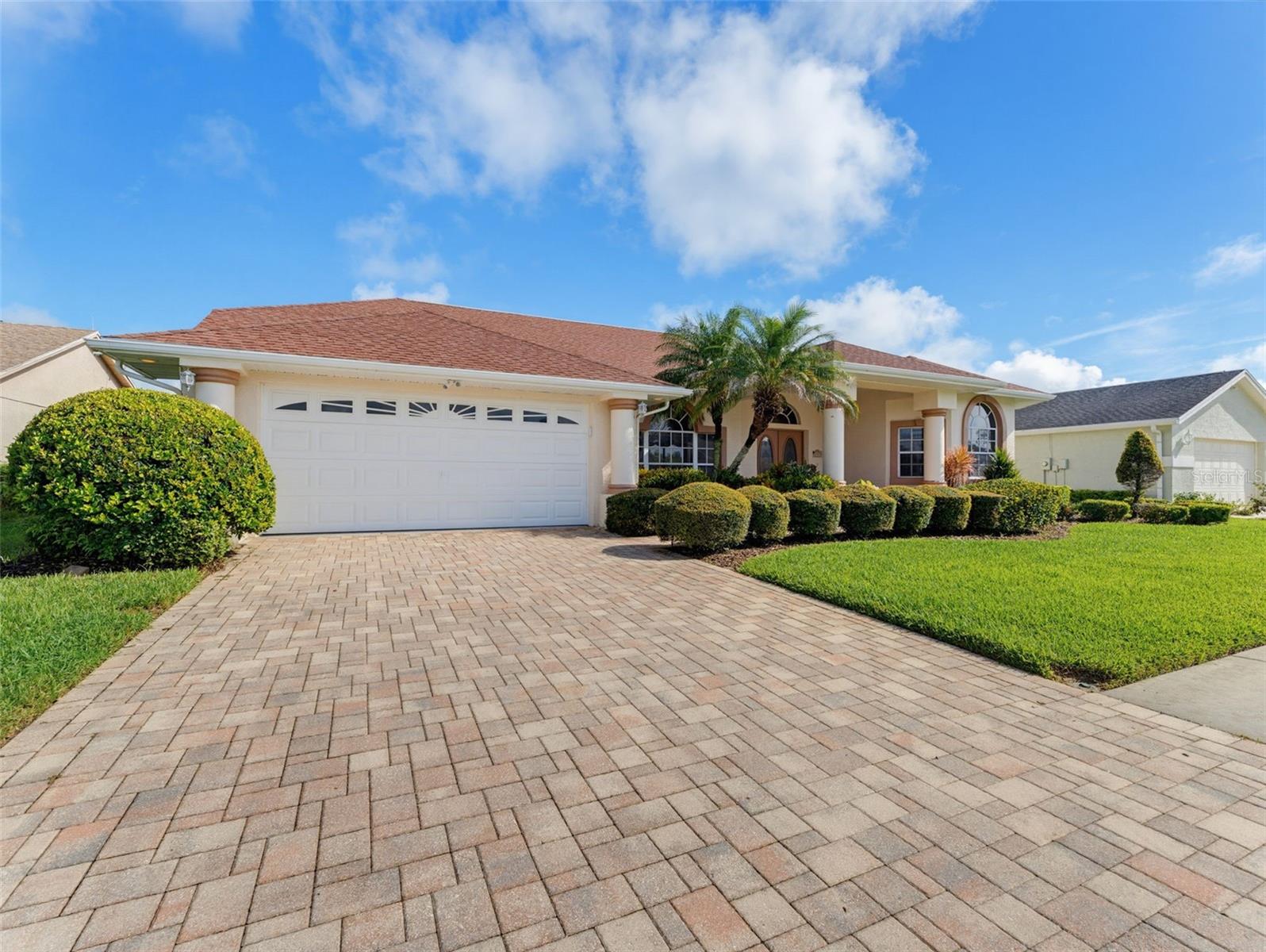 8425 DANBURY LN