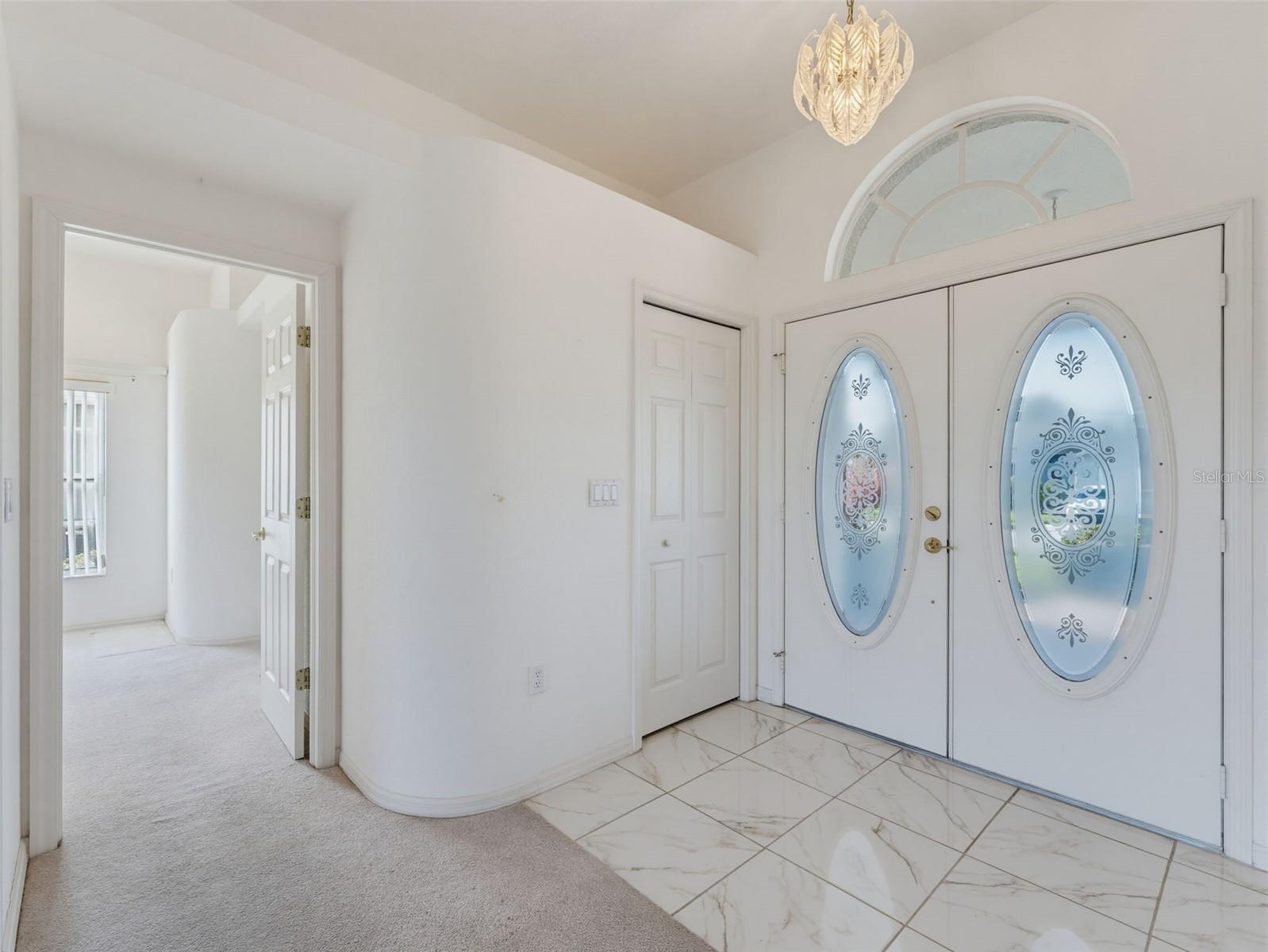8425 DANBURY LN