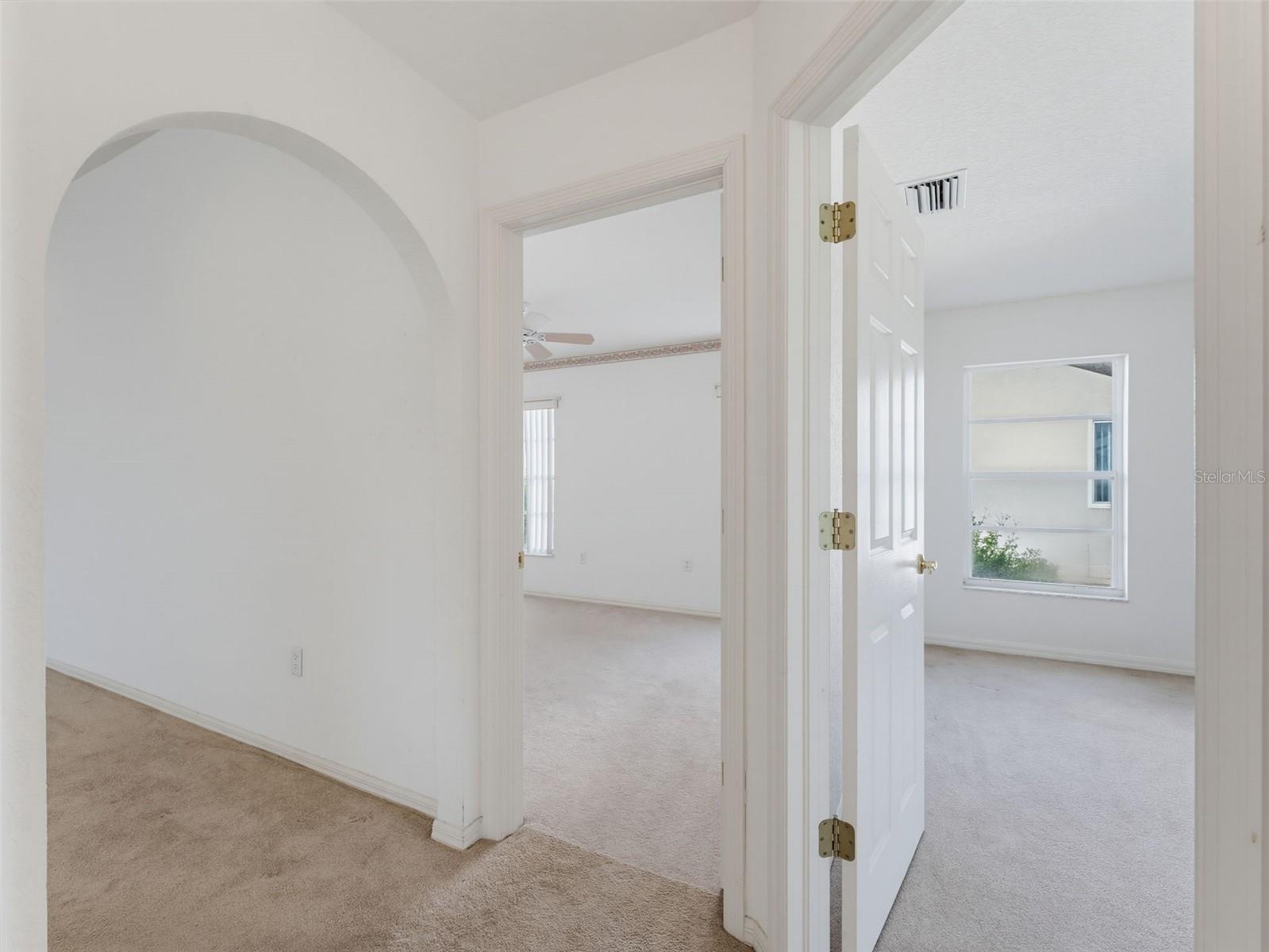8425 DANBURY LN