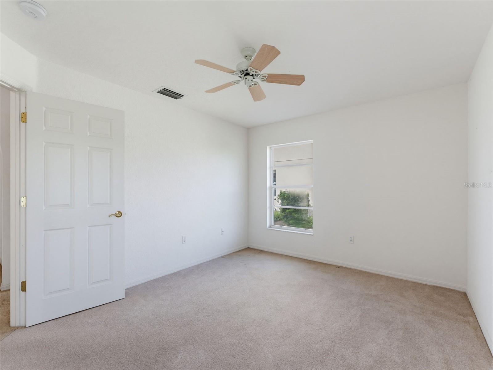 8425 DANBURY LN