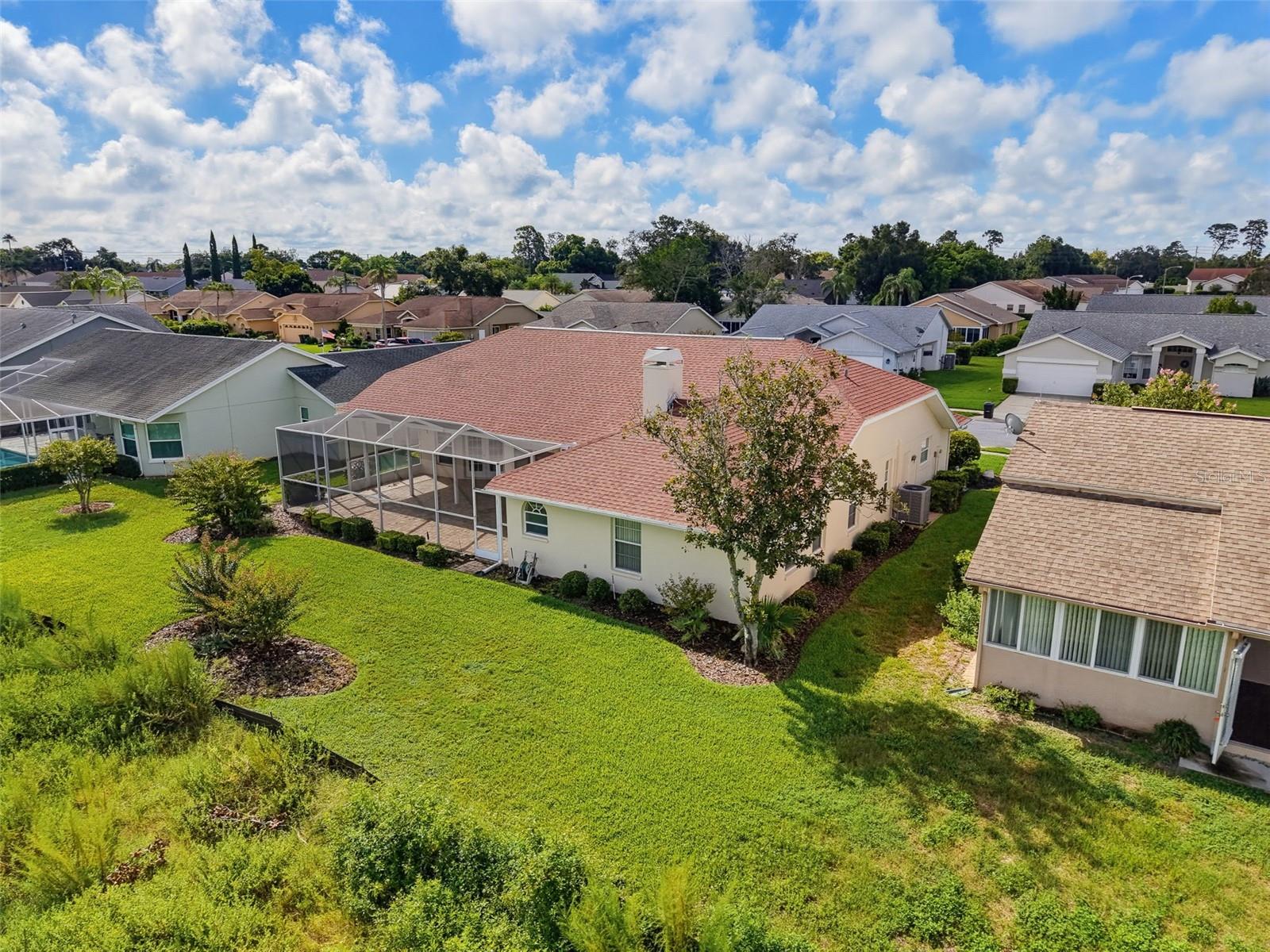 8425 DANBURY LN
