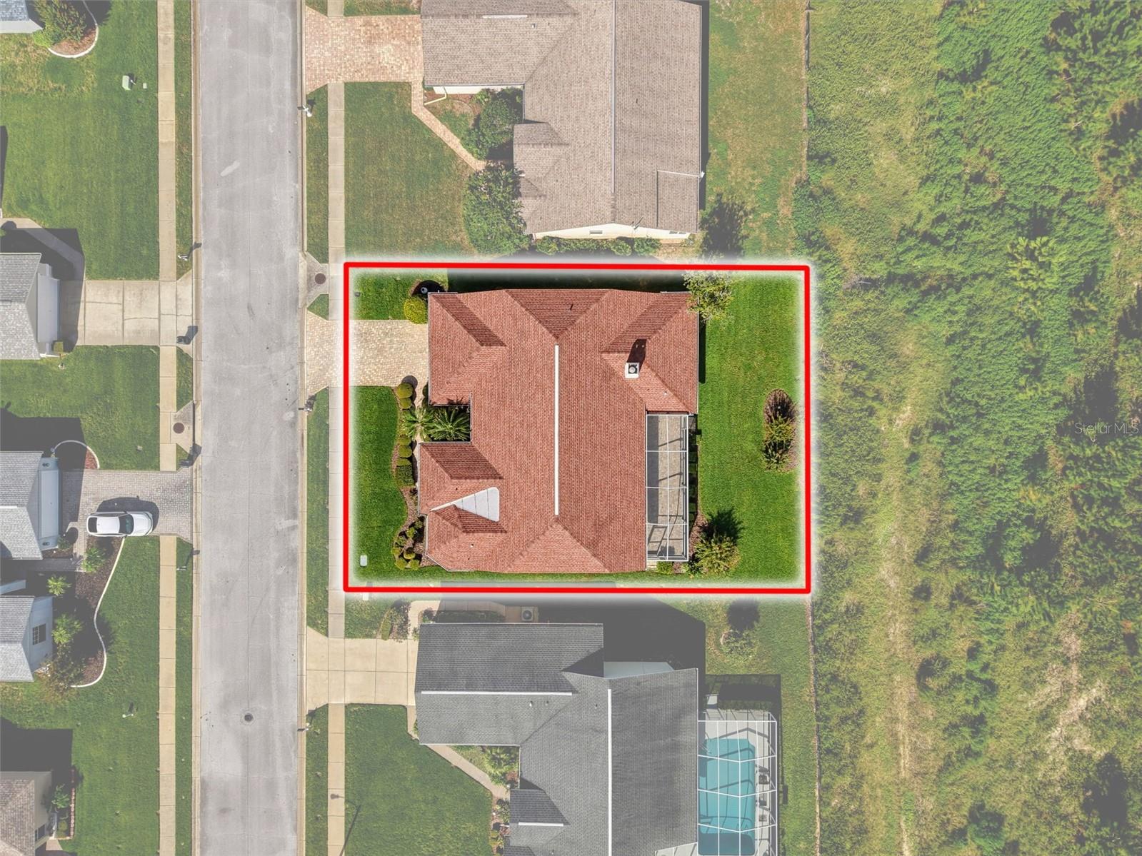 8425 DANBURY LN