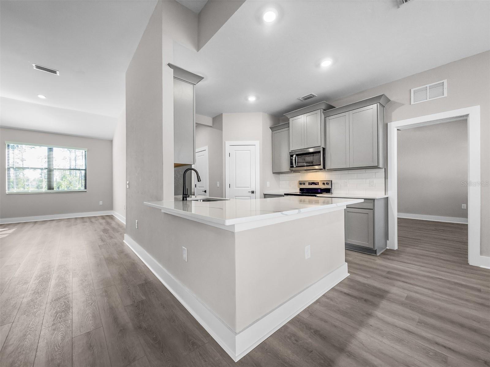 2411 GALLAGHER RD